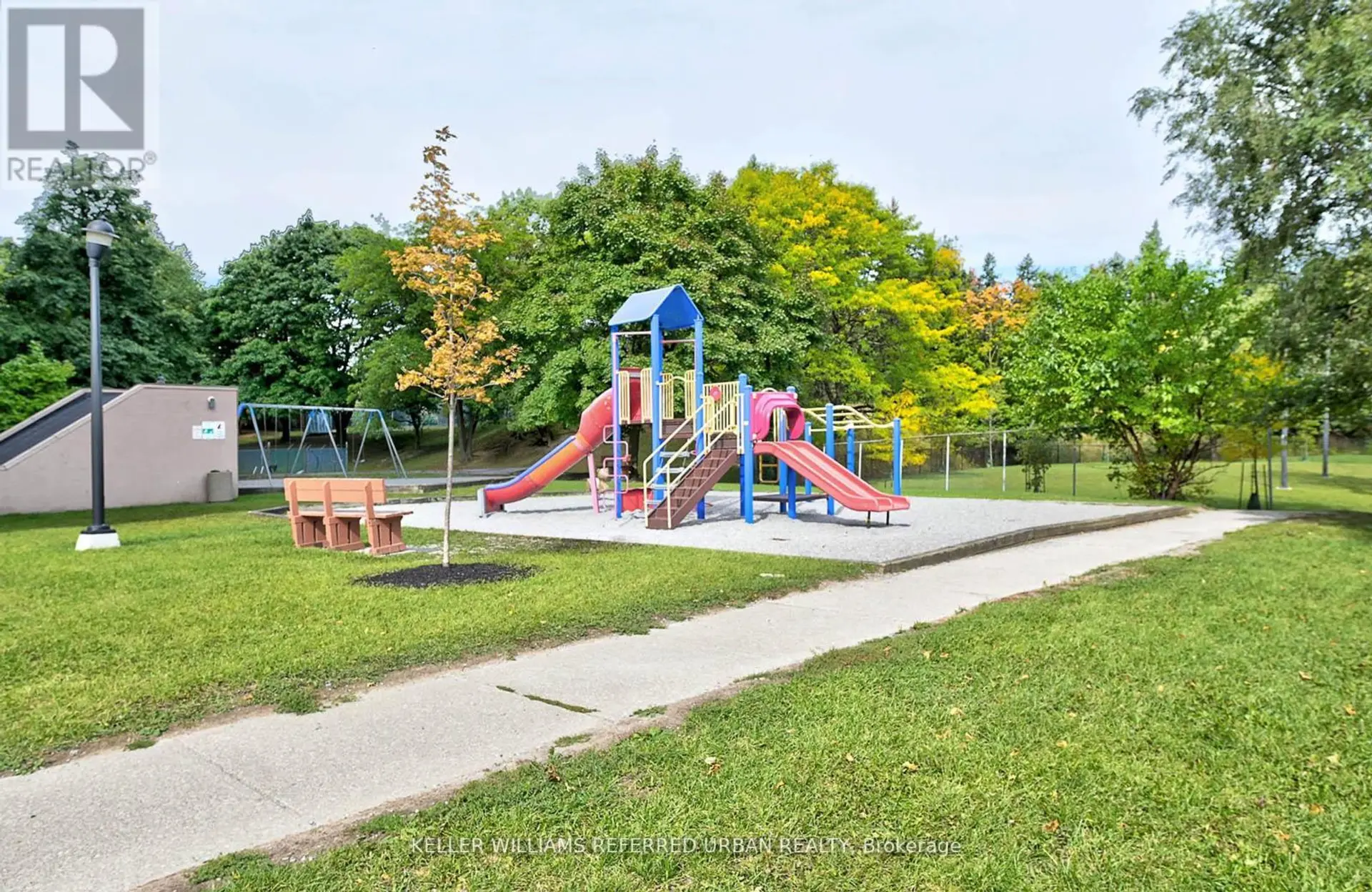 #1811 10 MARTHA EATON WAY - Image 17