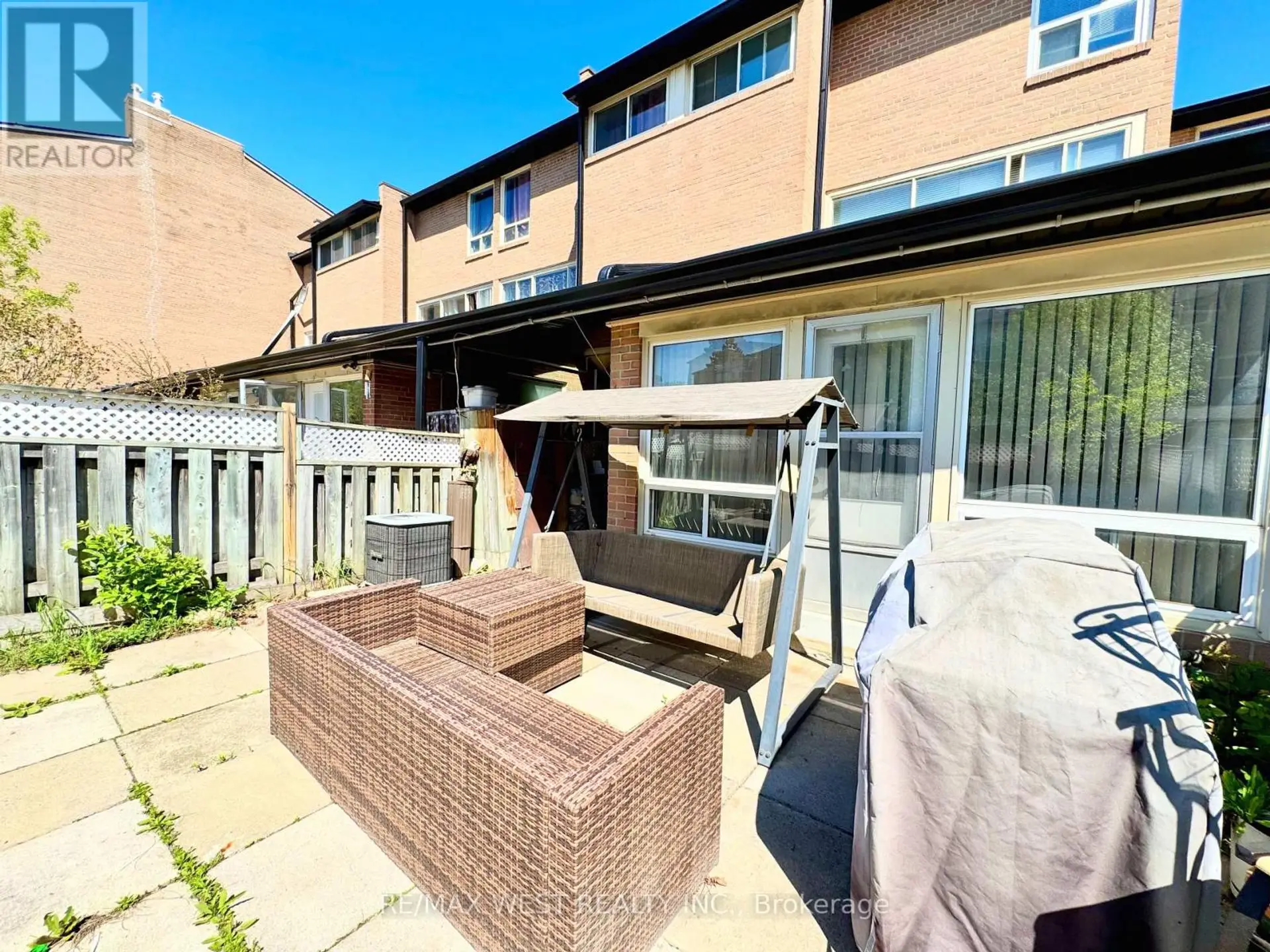 #234 260 JOHN GARLAND BOULEVARD - Image 1