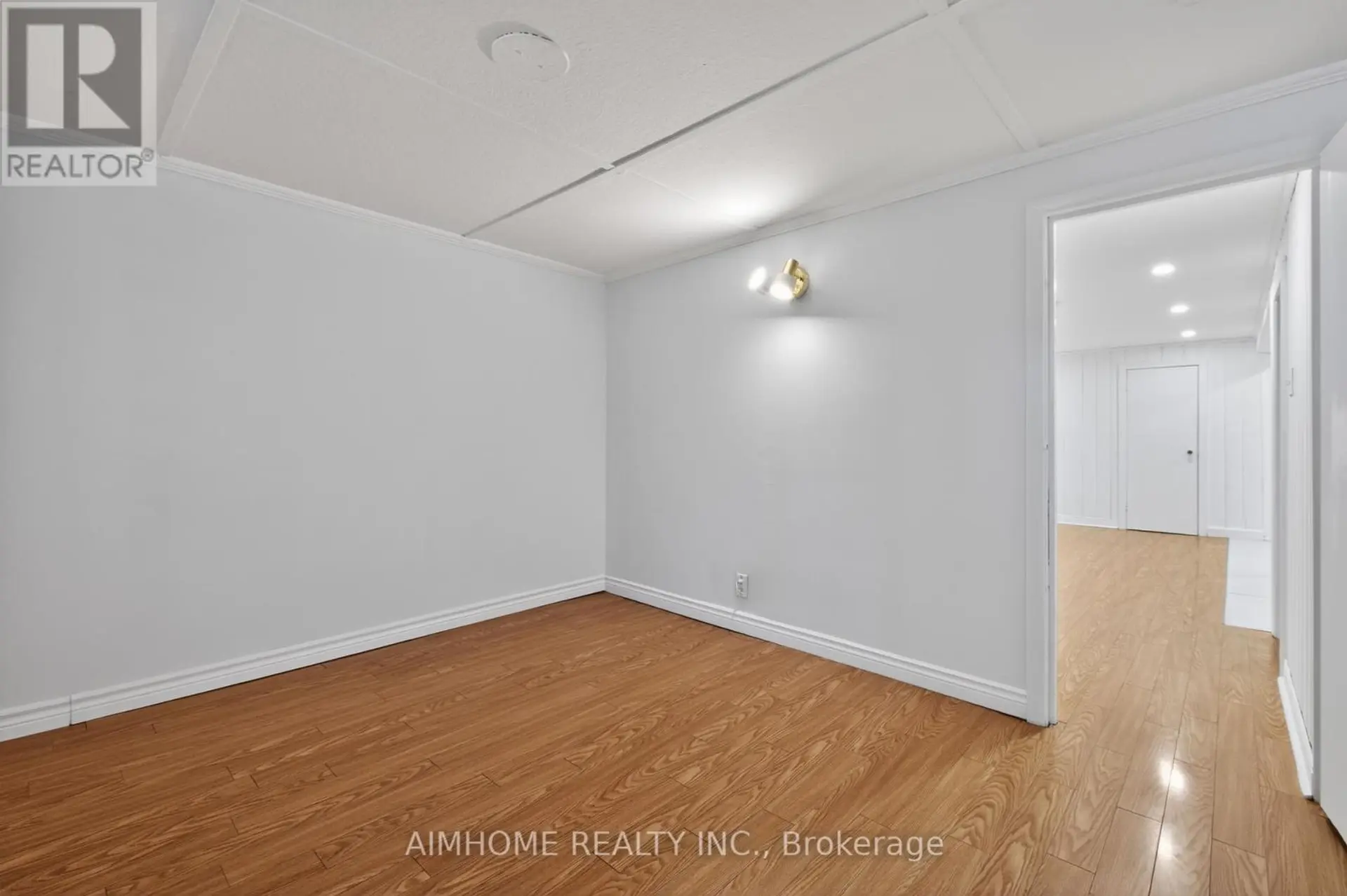 140 MEIGHEN AVENUE - Image 15