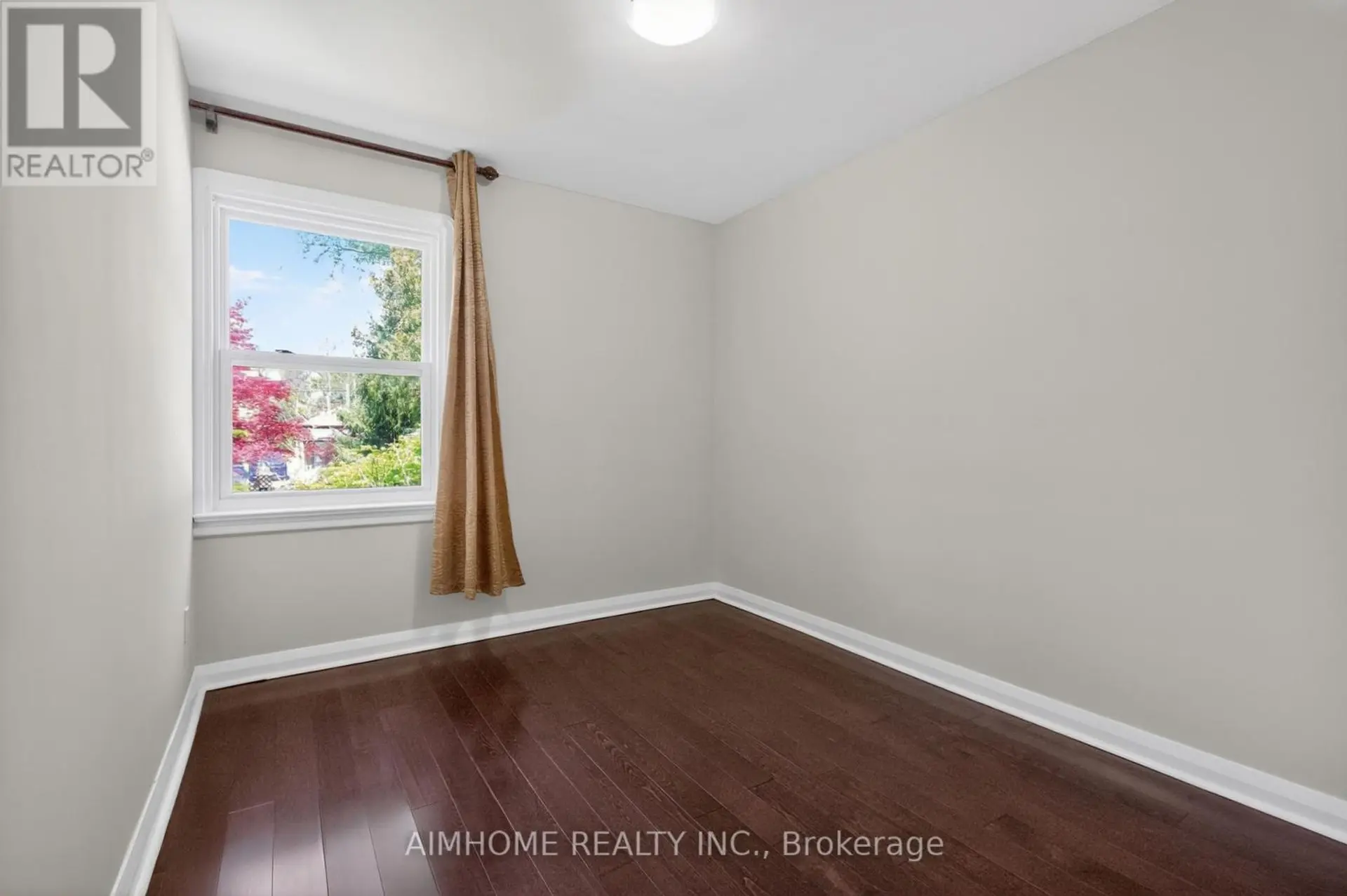 140 MEIGHEN AVENUE - Image 9