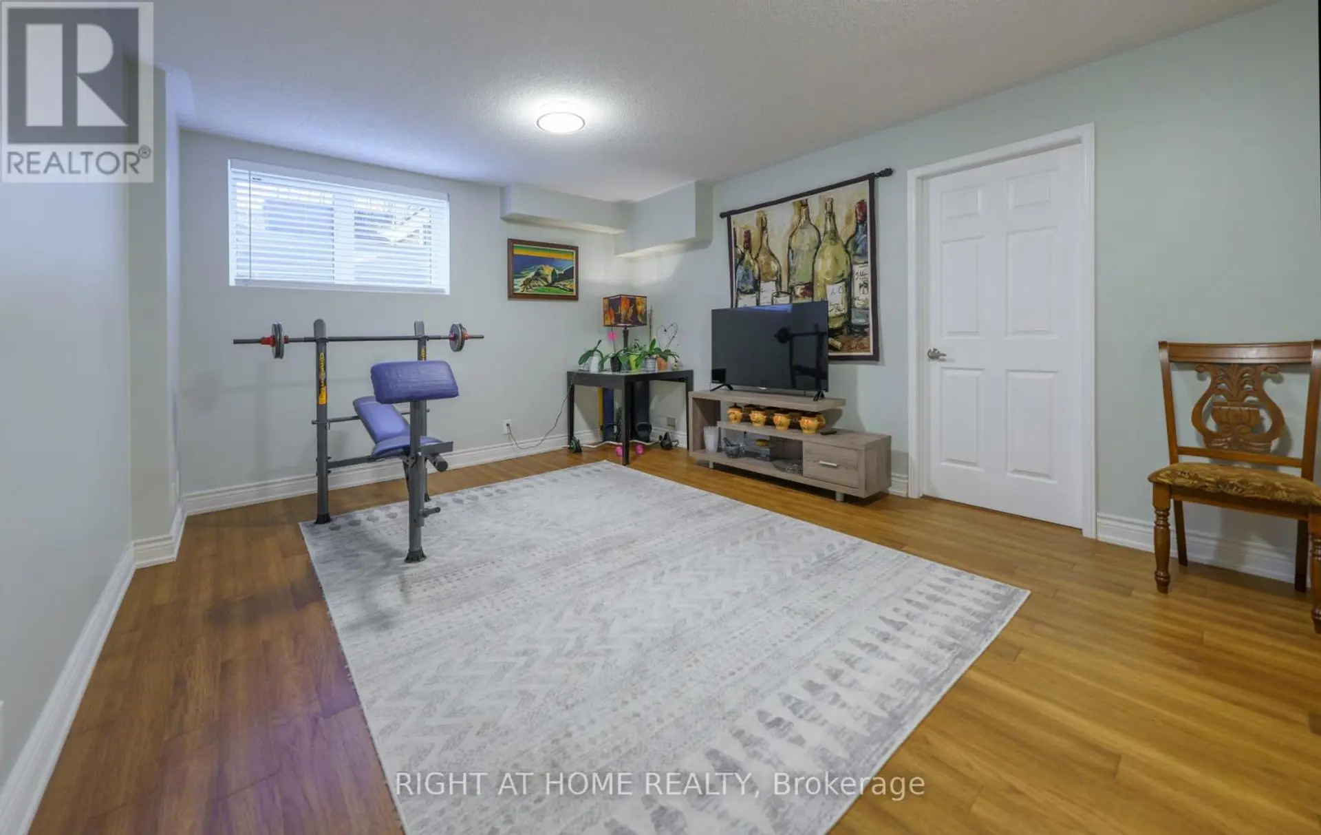 21 MARSHVIEW AVENUE - Image 16