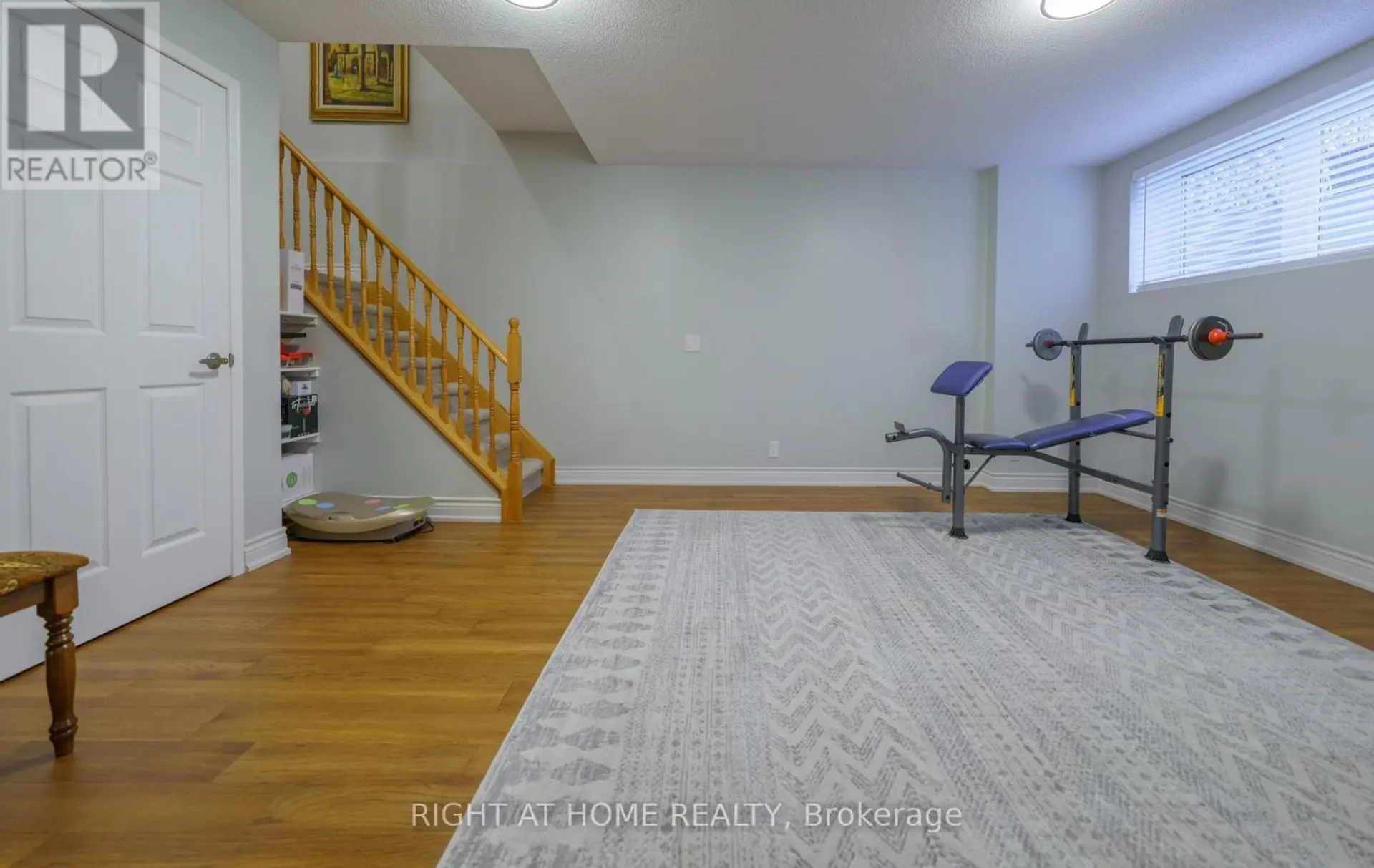 21 MARSHVIEW AVENUE - Image 17