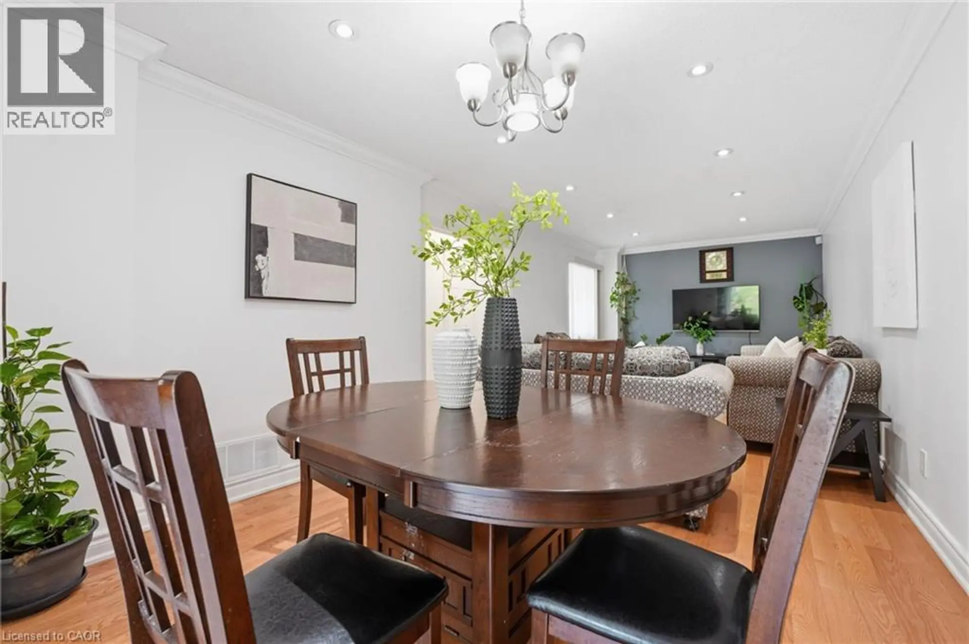 39 RIVIERA Drive - Image 5