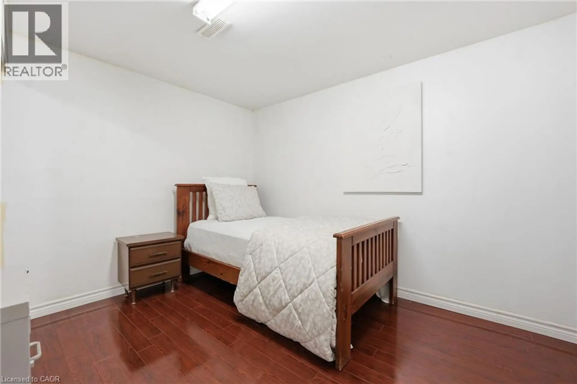 39 RIVIERA Drive - Image 18