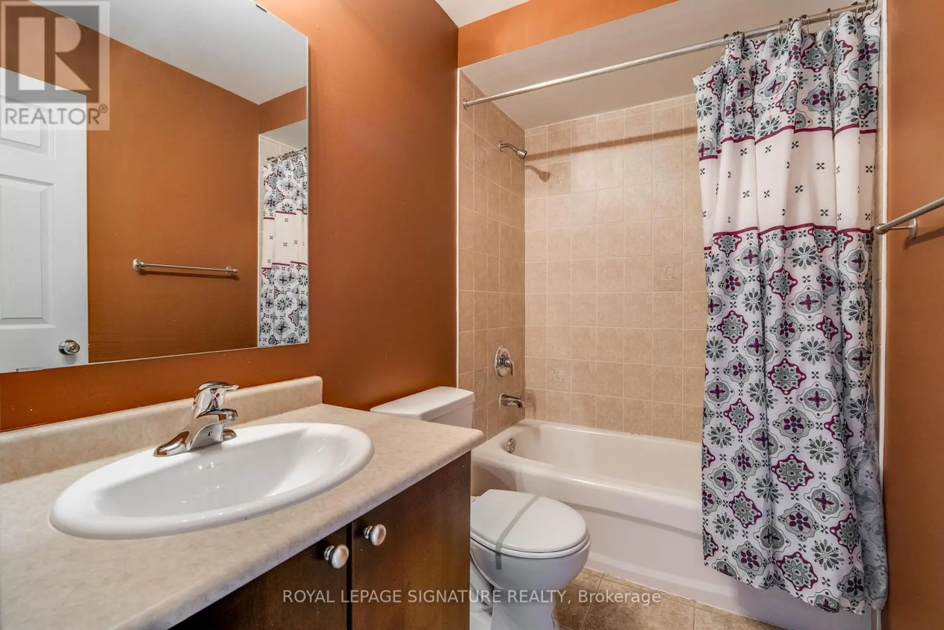 54 OAKINS LANE - Image 11