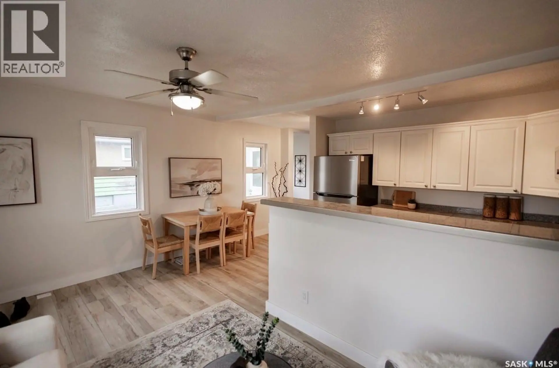 2070 Reynolds STREET - Image 7