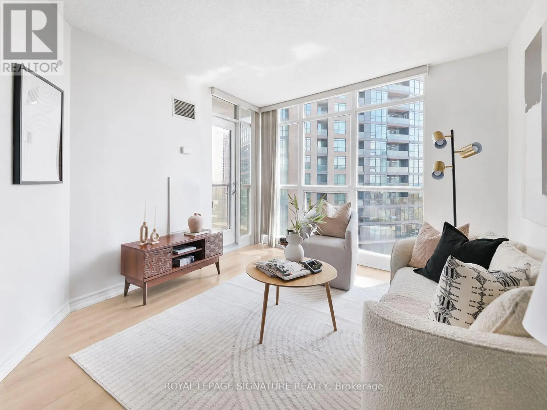 #1102 231 FORT YORK BOULEVARD - Image 8