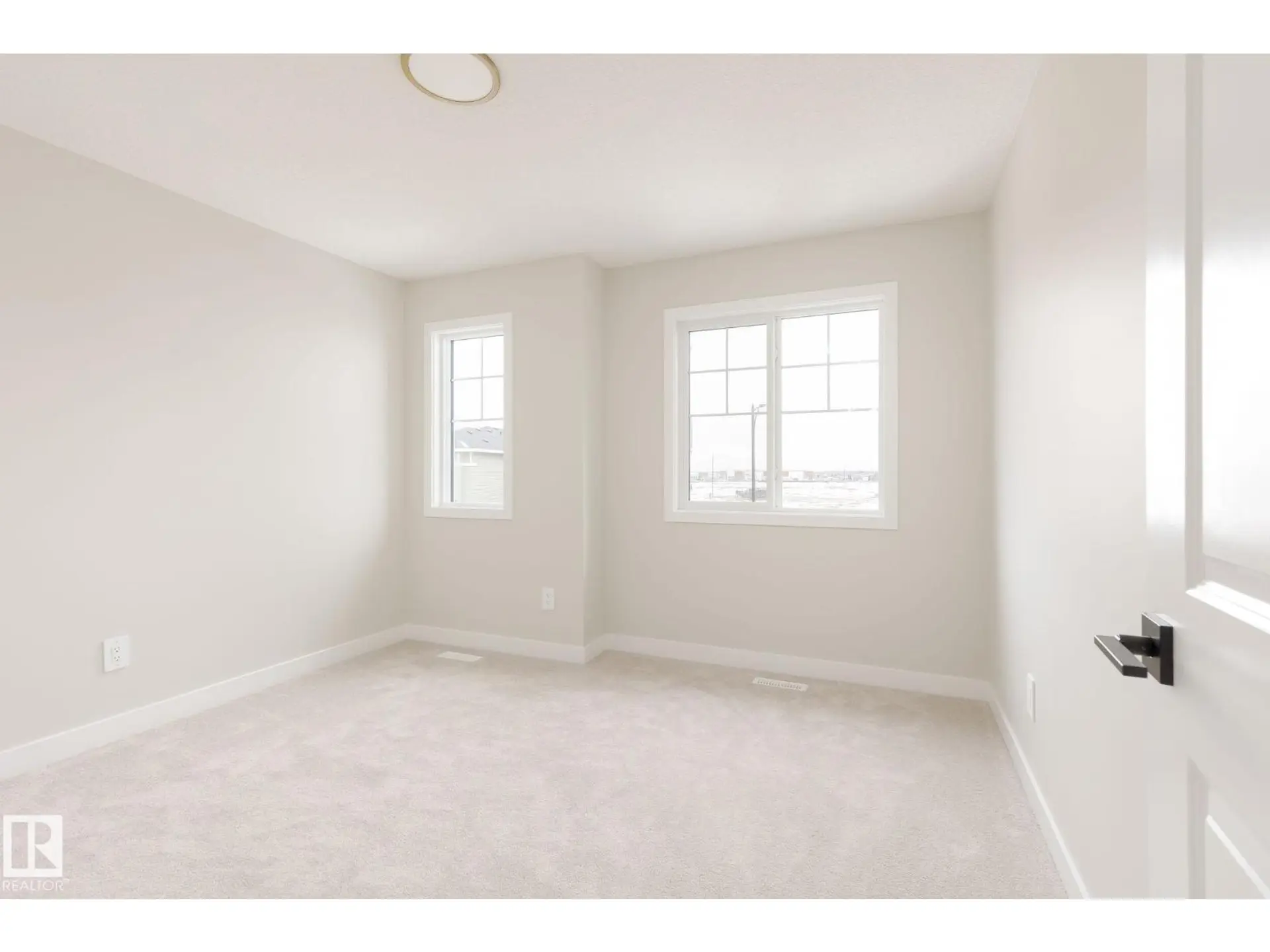 2210 Crossbill LI NW - Image 11