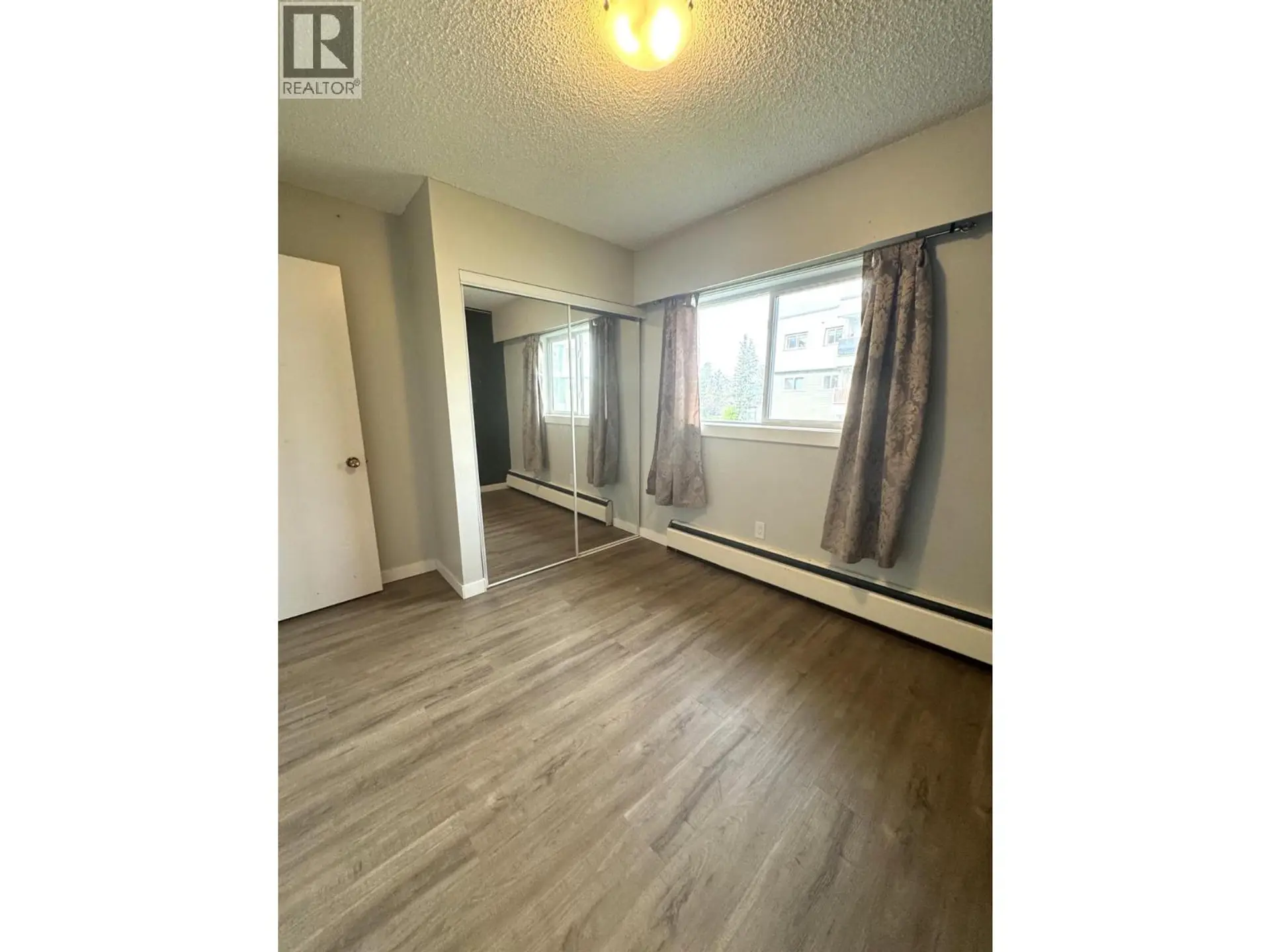 #102 2117 2ND Street N - Image 11