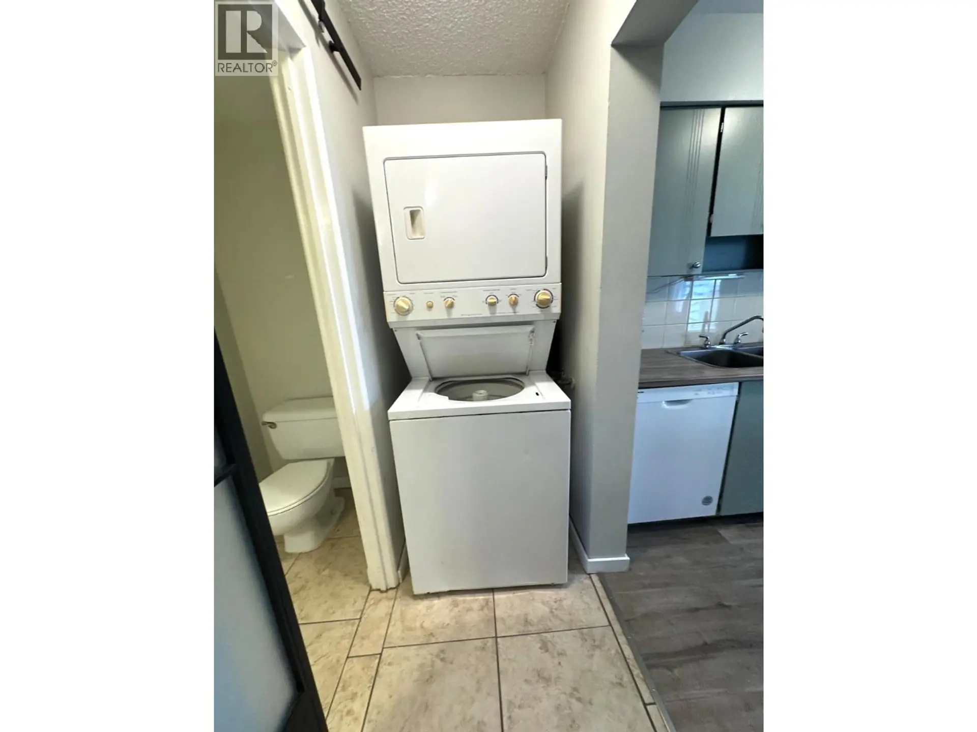 #102 2117 2ND Street N - Image 10