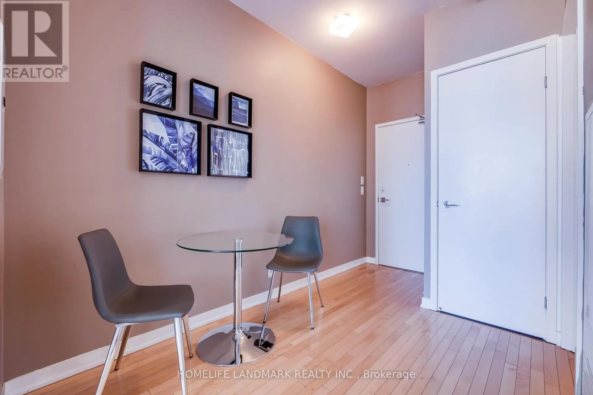 #1807 14 YORK STREET - Image 1