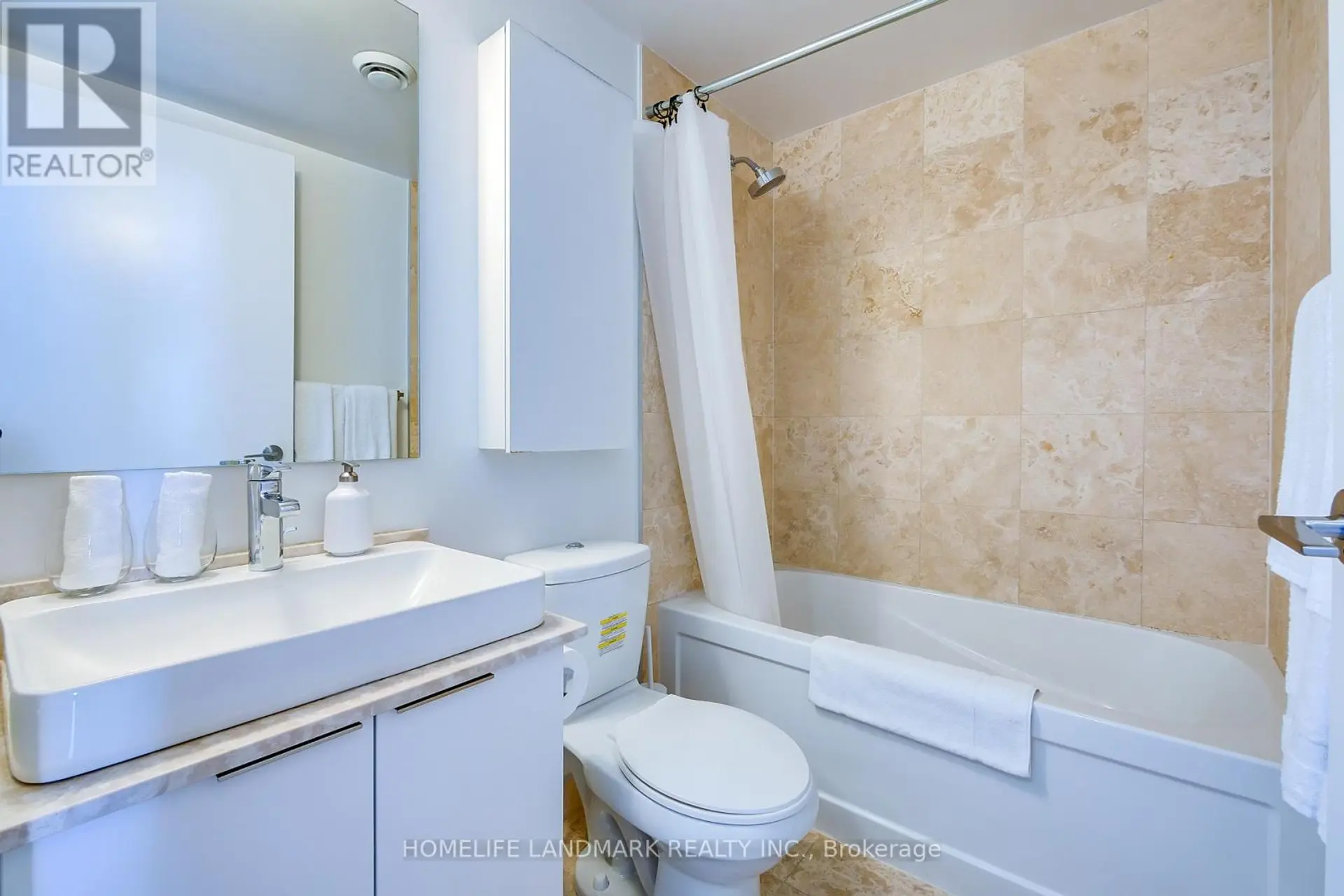 #1807 14 YORK STREET - Image 2