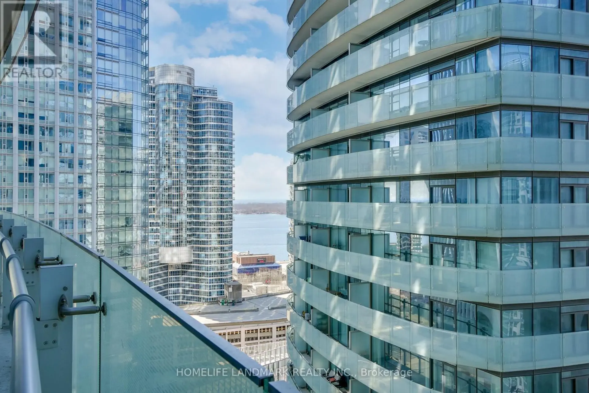 #1807 14 YORK STREET - Image 15