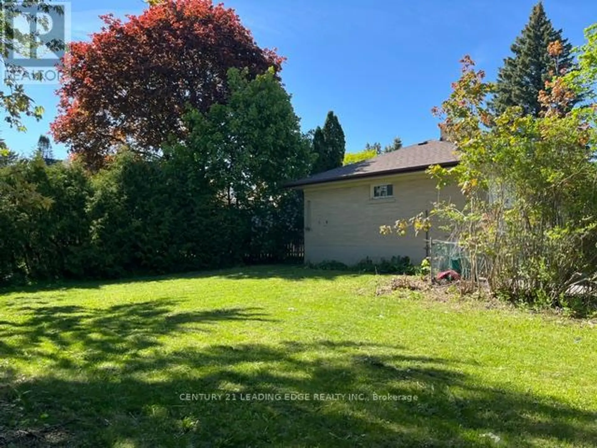 2 HONEYBOURNE CRESCENT - Image 4