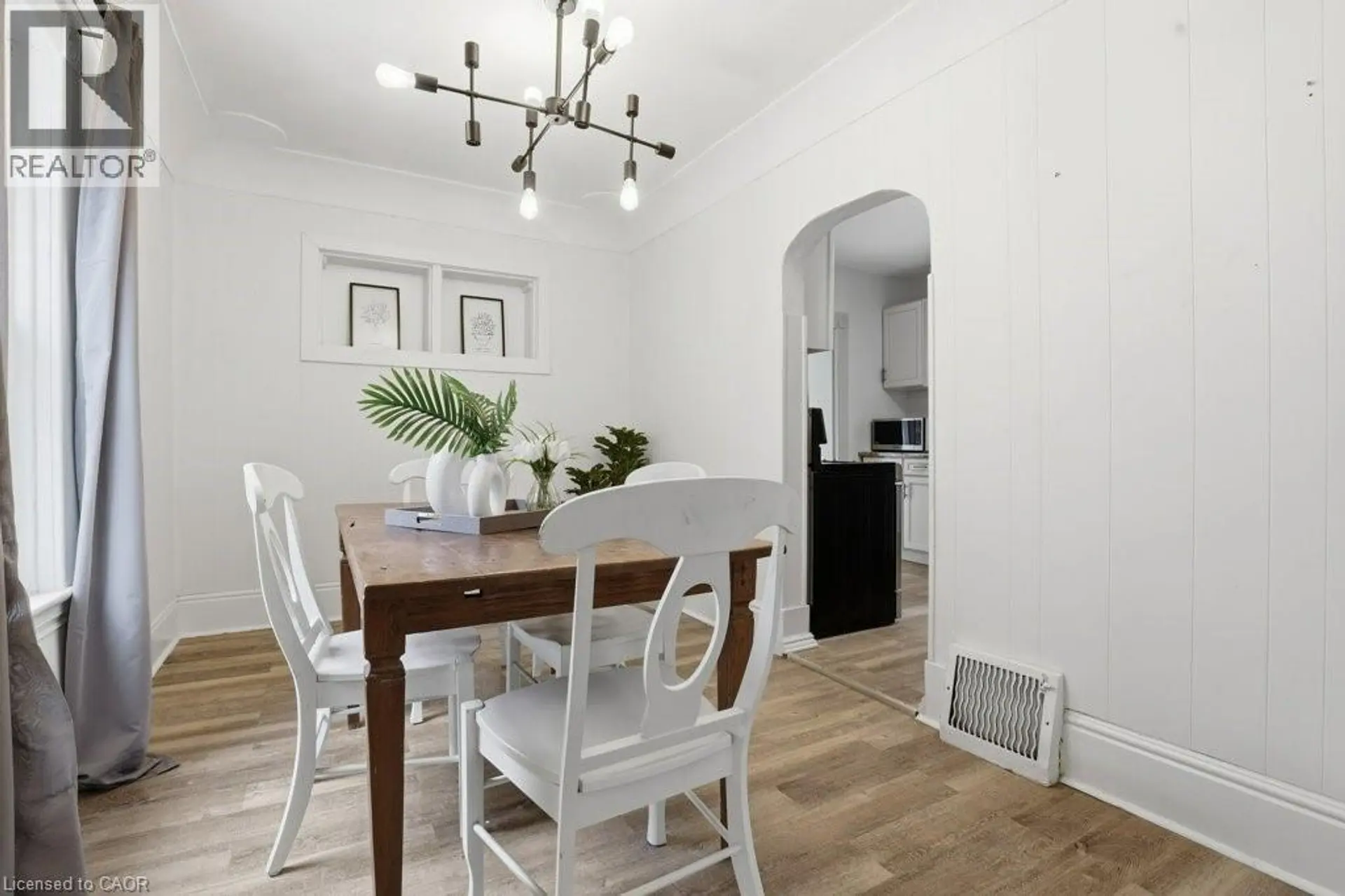 391 DOURO Street - Image 4