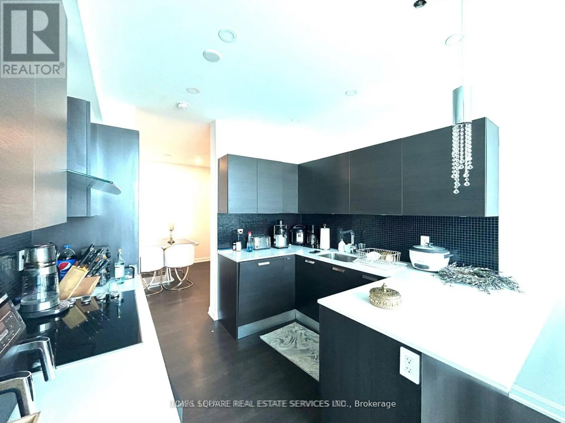 #3305 11 BOGERT AVENUE - Image 3