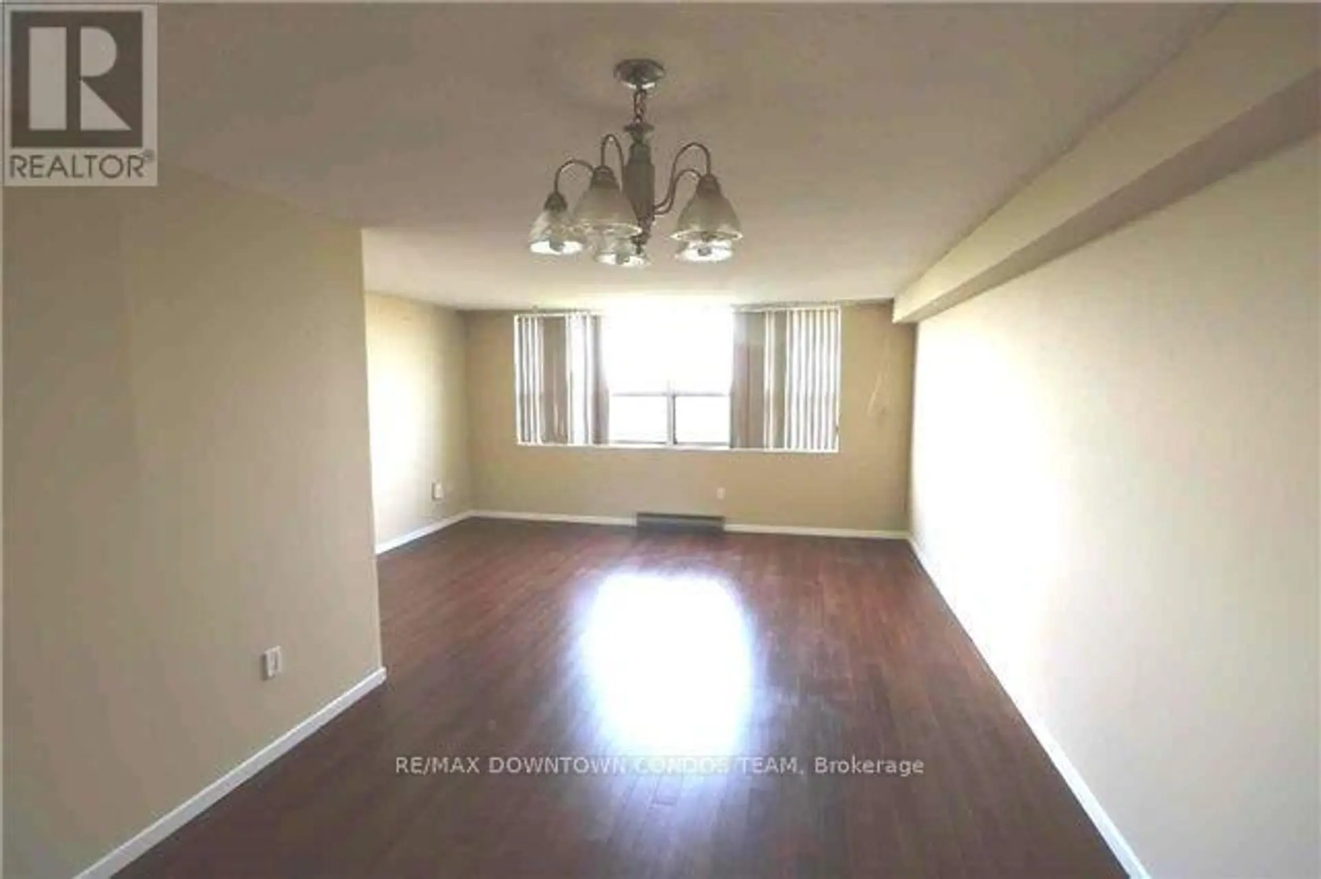 #1004 10 TOBERMORY DRIVE - Image 3