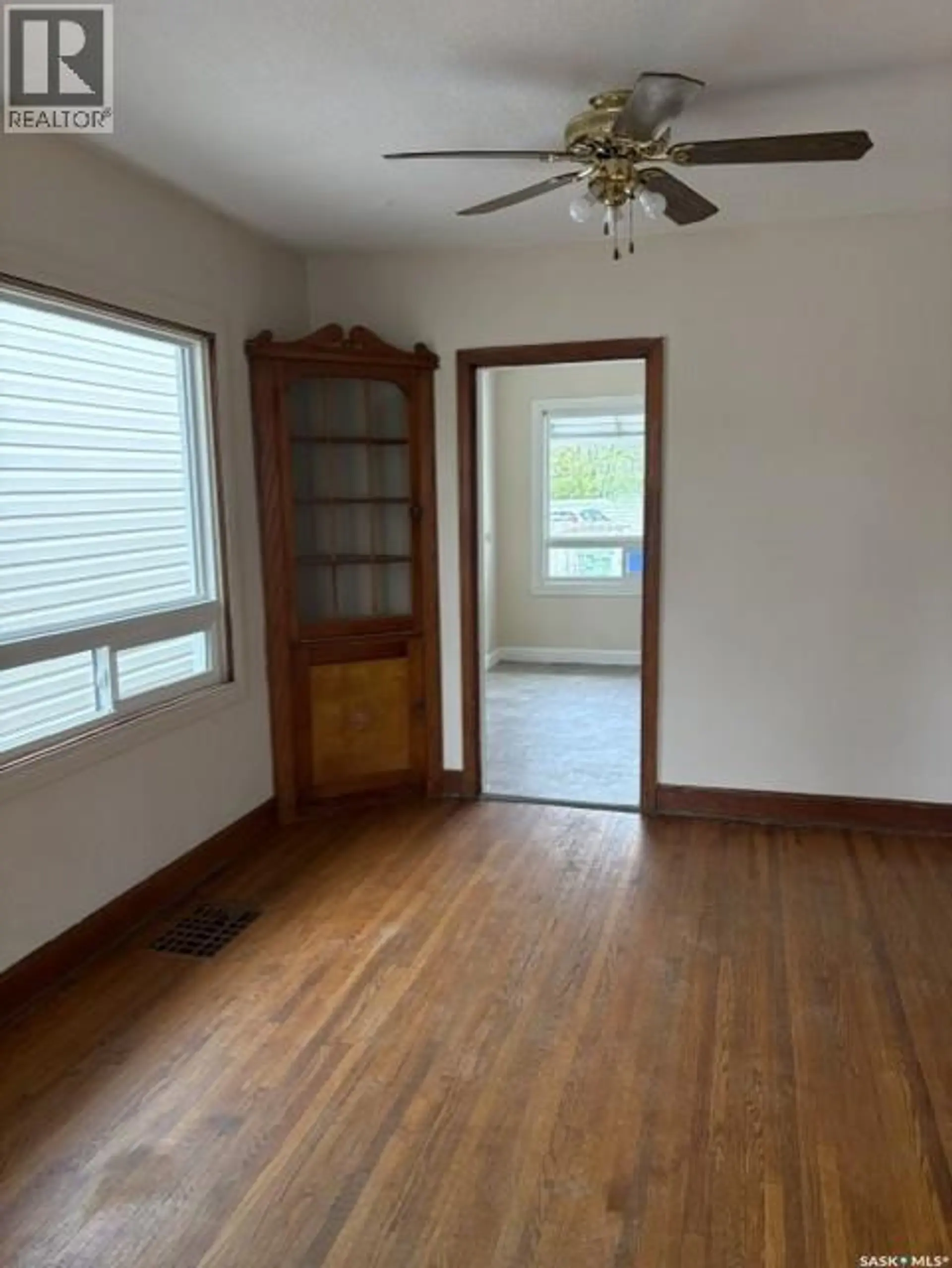 2230 Winnipeg STREET - Image 7