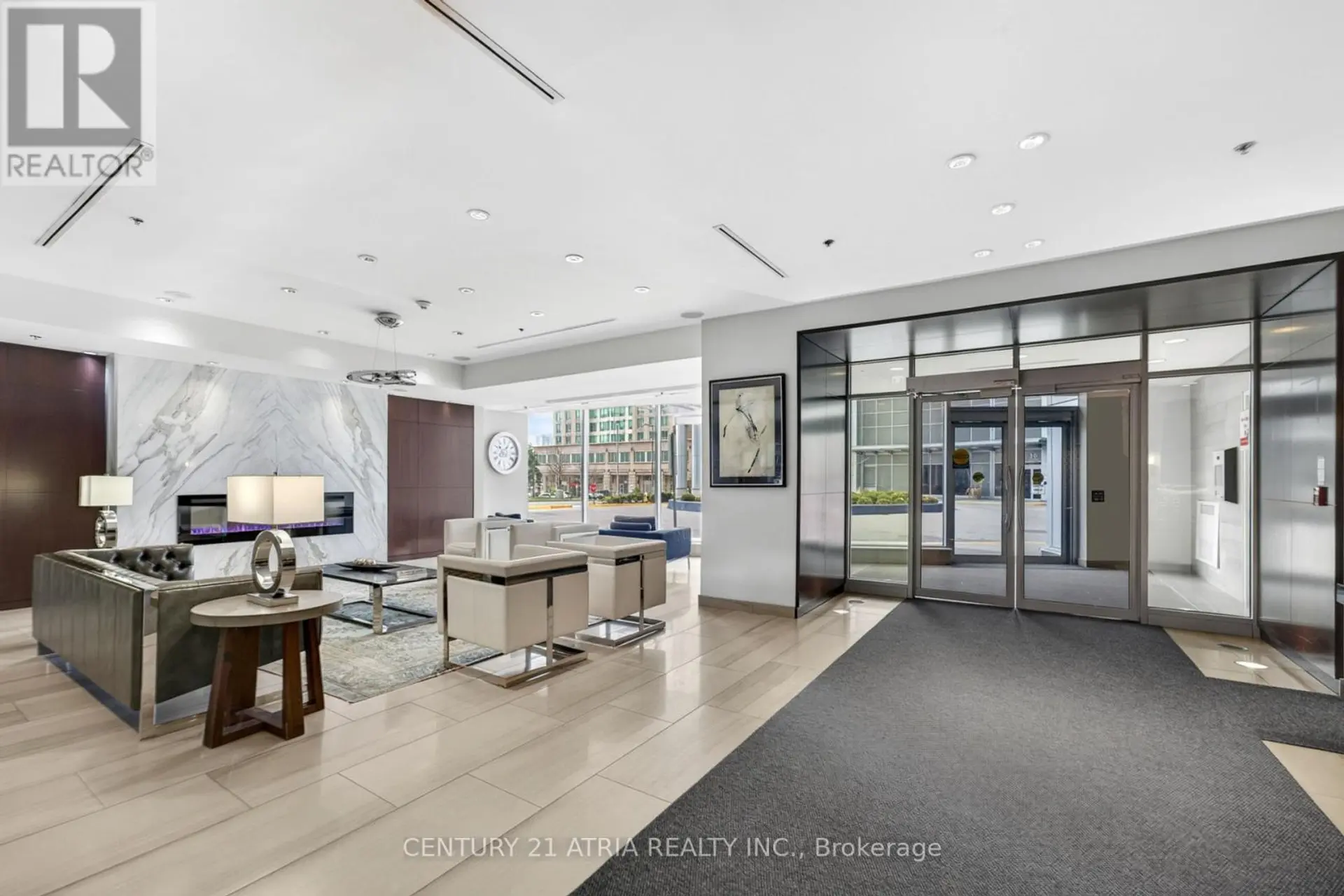 #908 38 LEE CENTRE DRIVE - Image 15