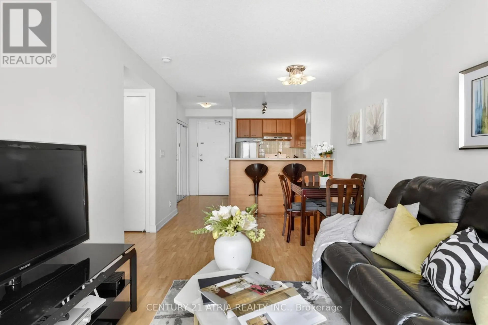 #908 38 LEE CENTRE DRIVE - Image 6