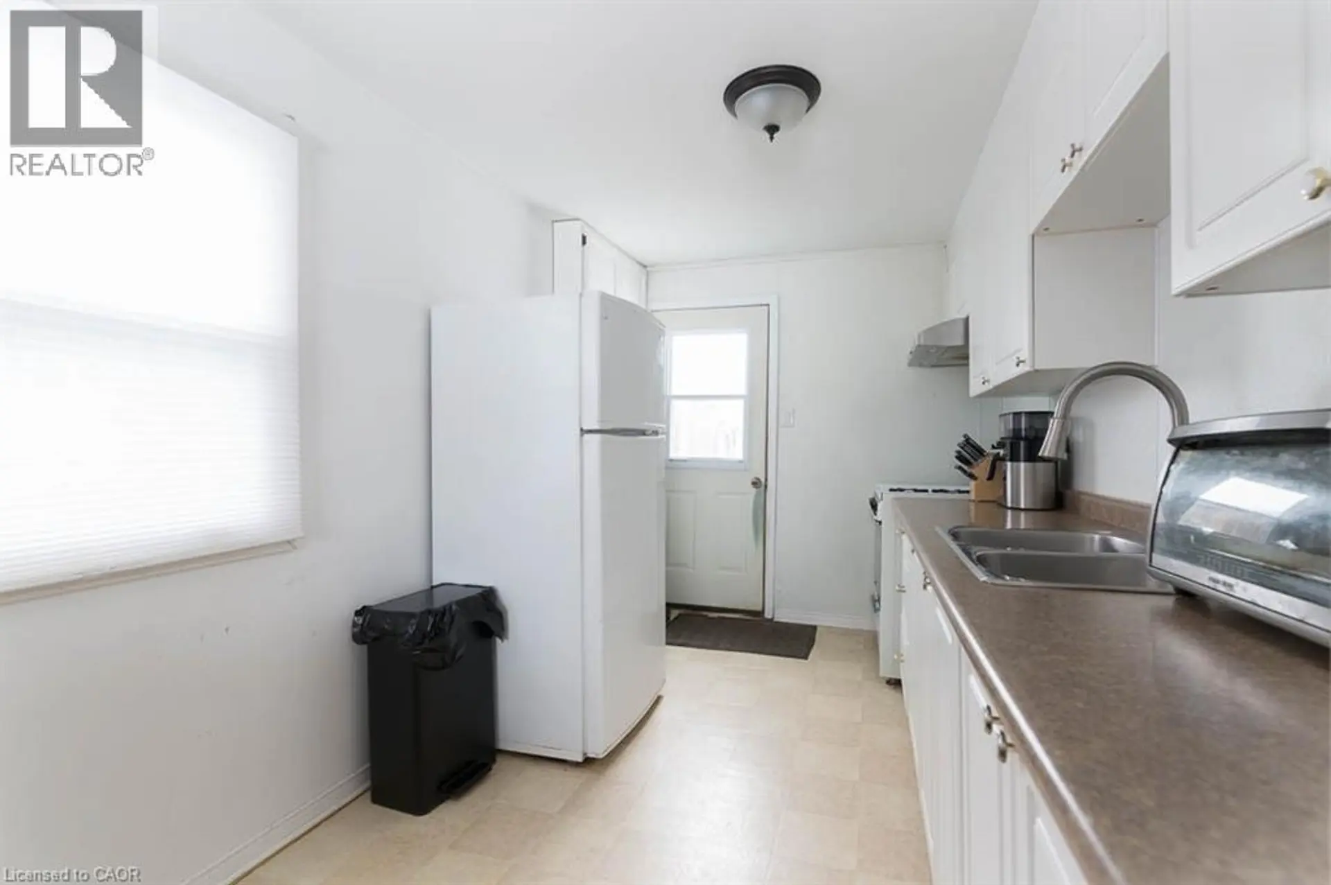 341 CORVETTE Street - Image 6