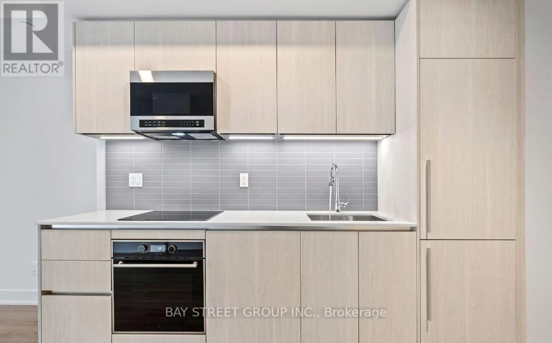 #2009 8 CUMBERLAND STREET - Image 6