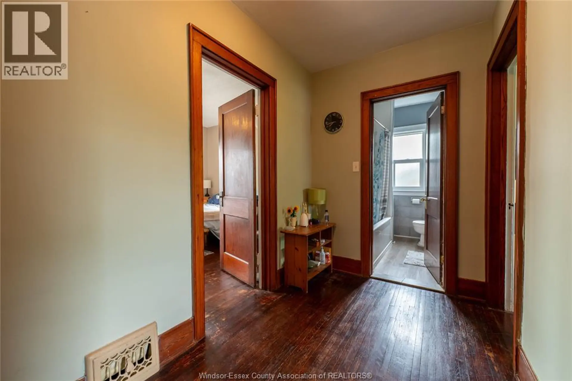 1366 Dufferin PLACE - Image 10