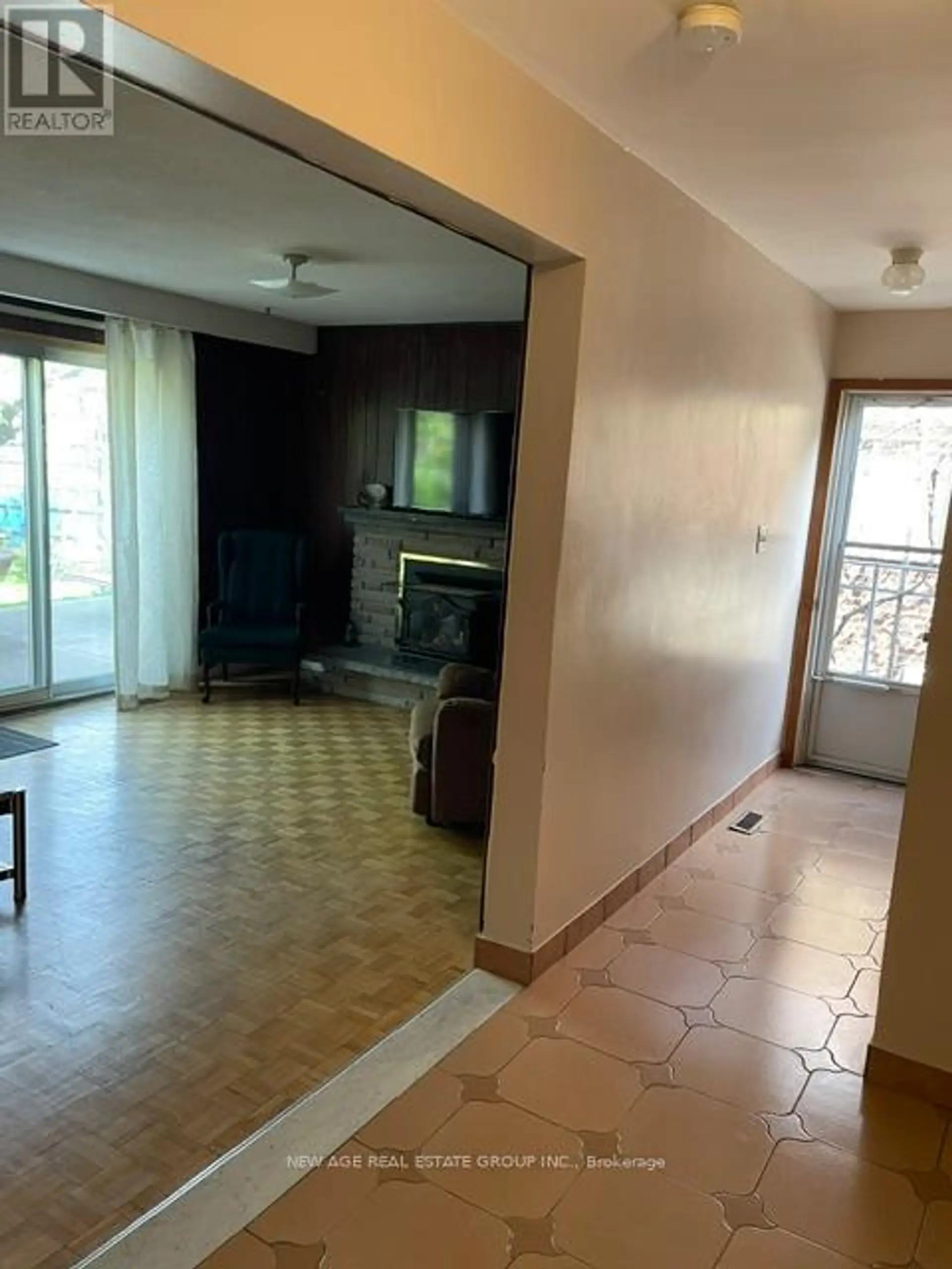 112 ANTHIA DRIVE W - Image 10