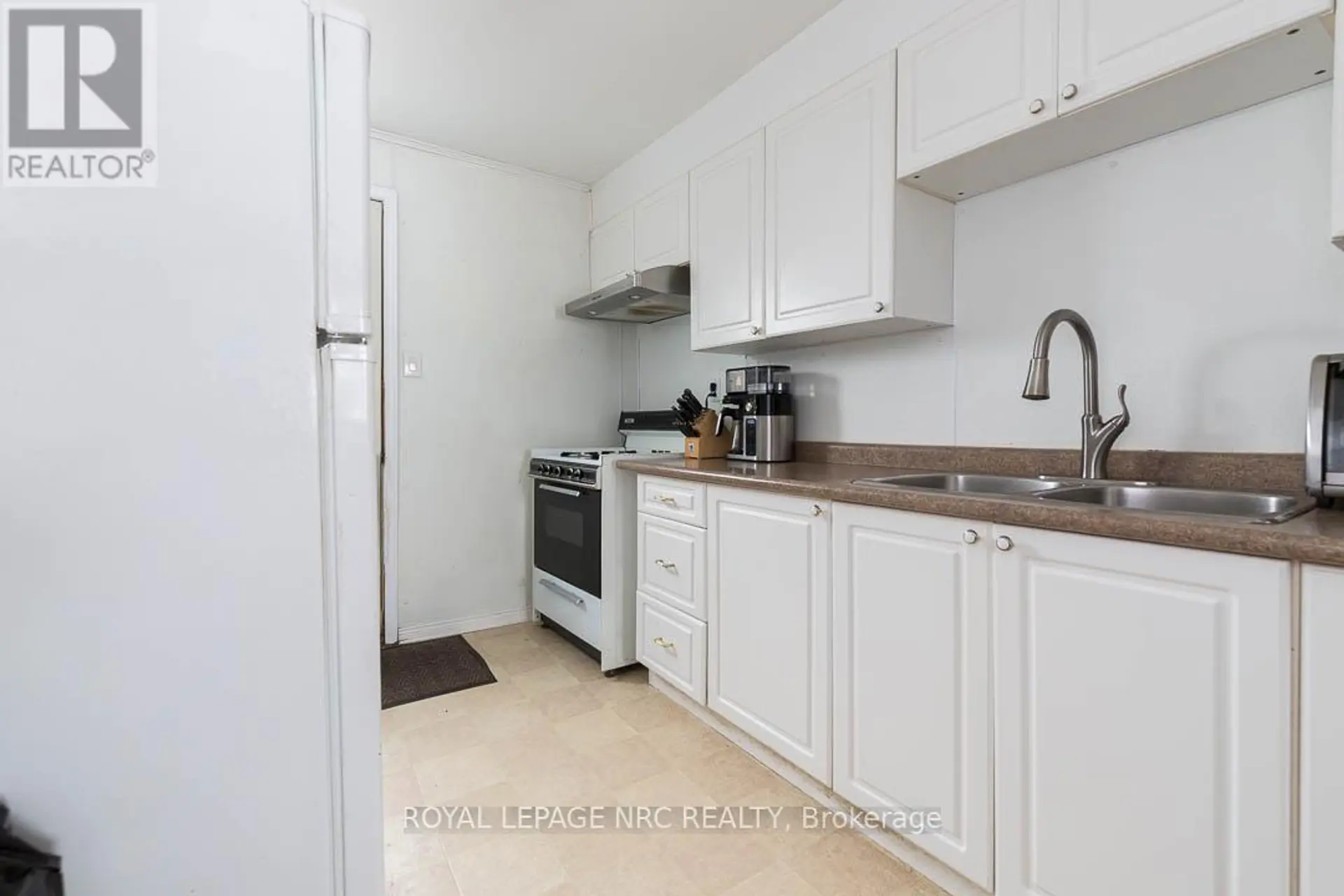 341 CORVETTE STREET - Image 7