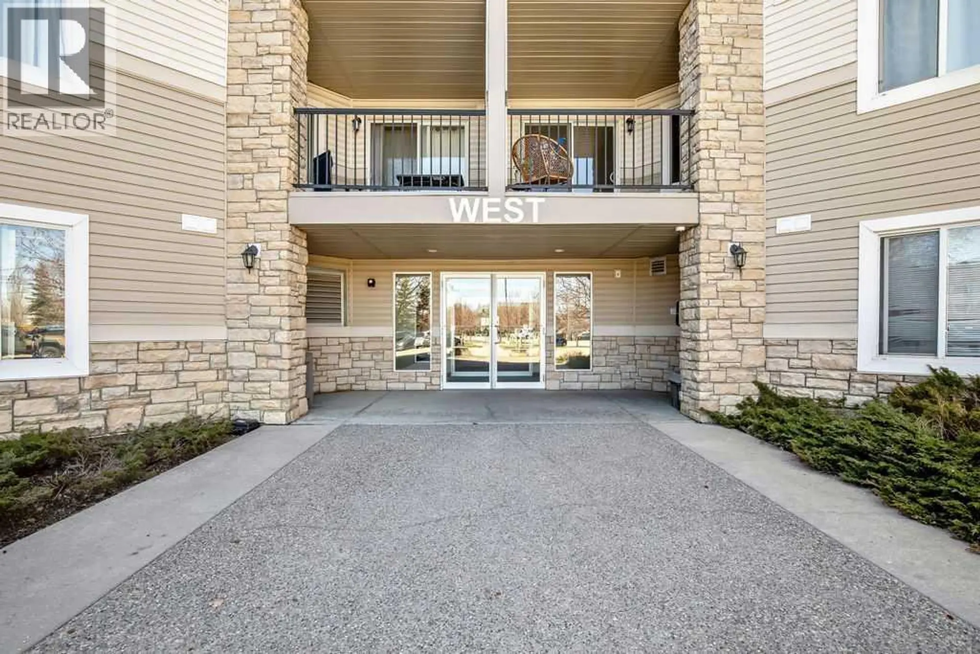 #1212 2395 Eversyde Avenue SW - Image 3