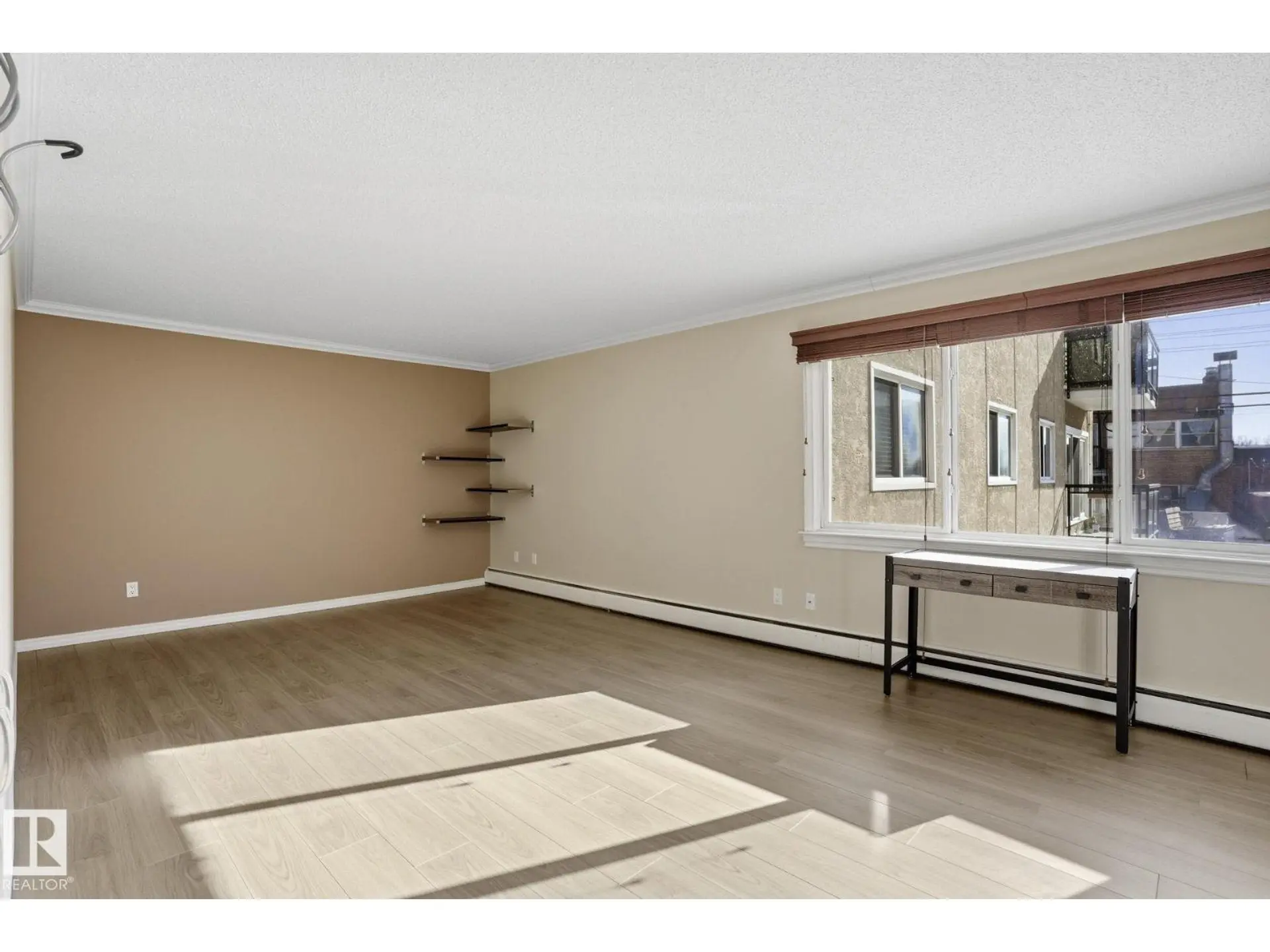 #202 10555 83 AV NW - Image 6