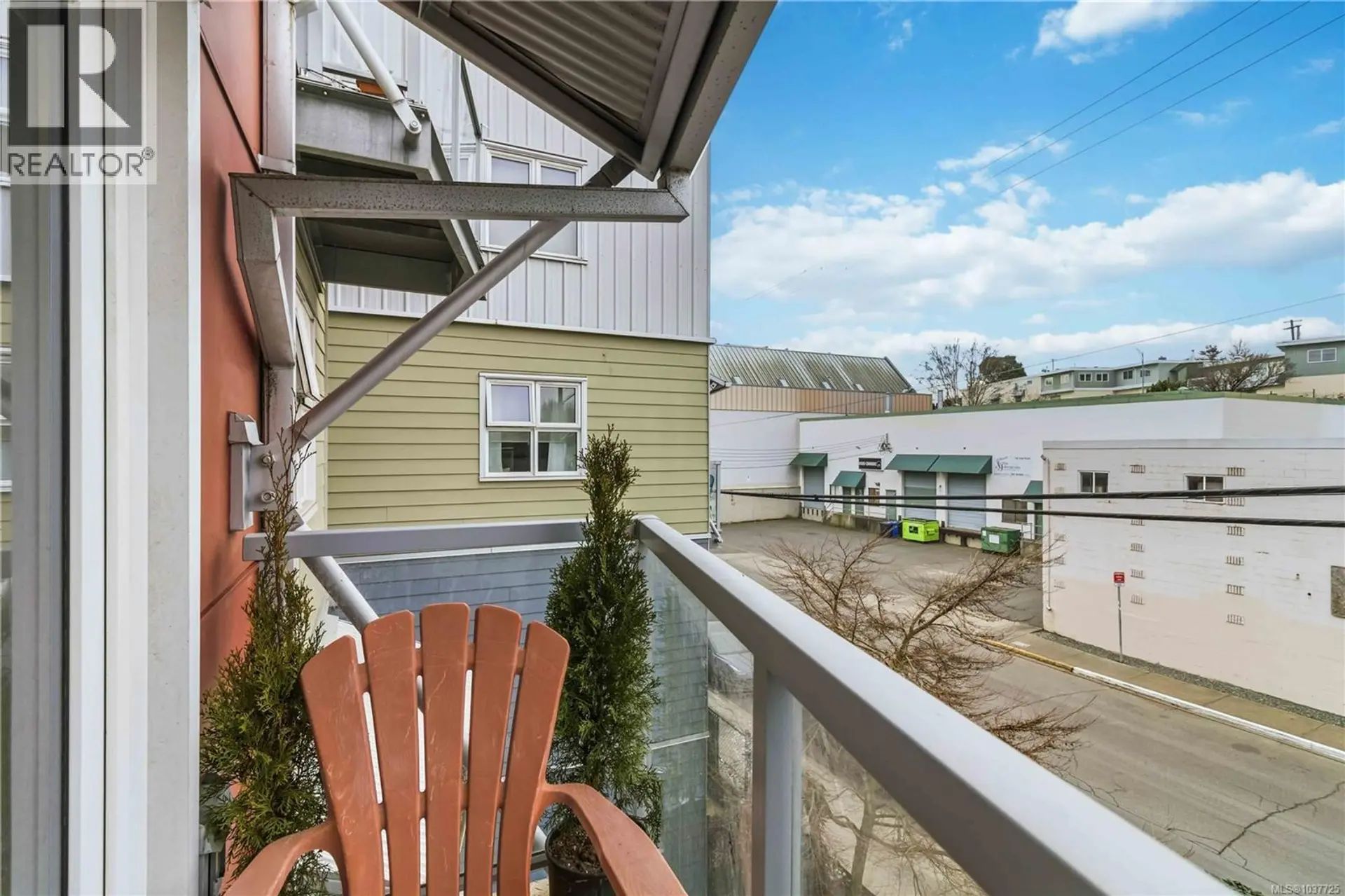 #304 787 Tyee Rd - Image 10