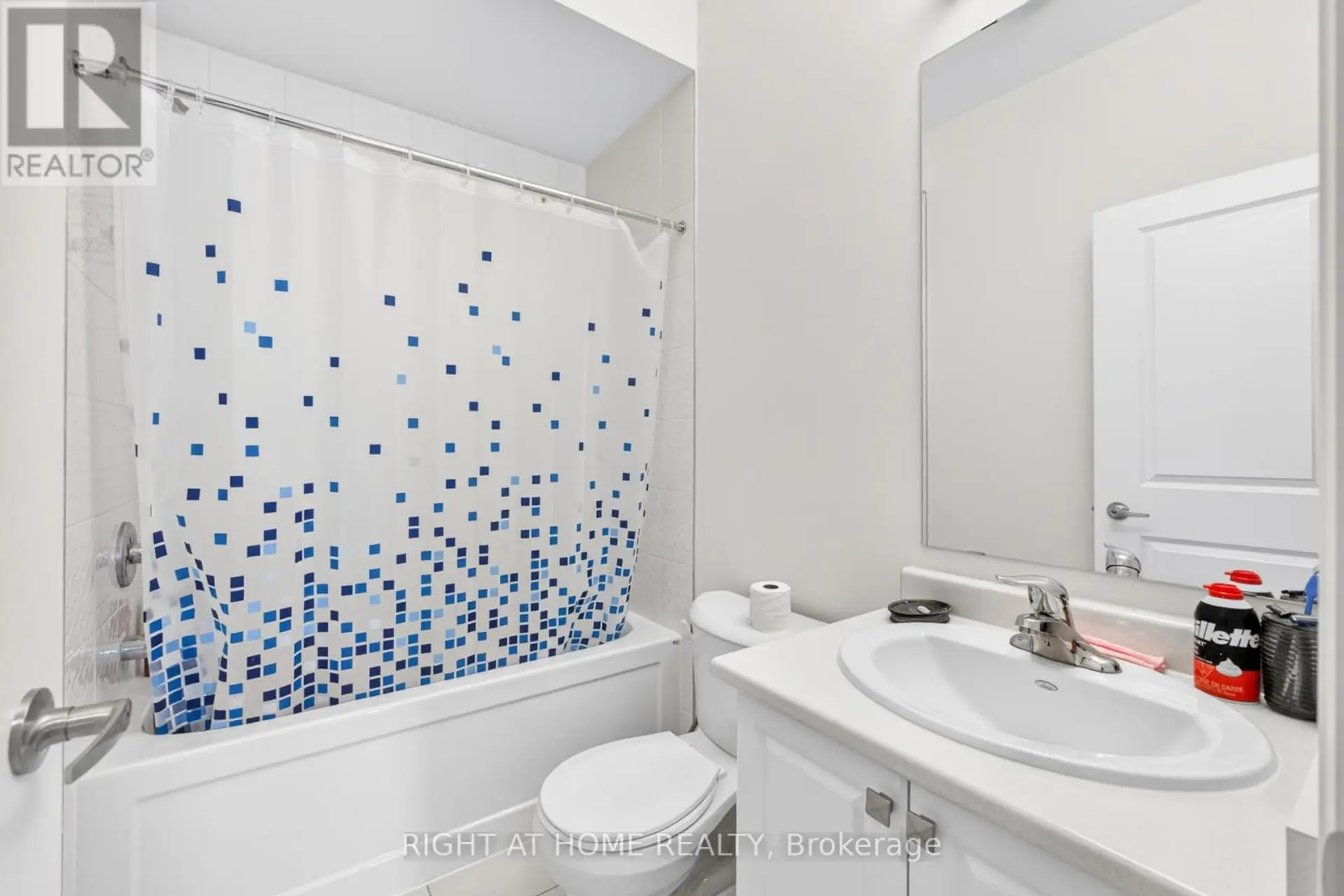 24 MONREAU DRIVE - Image 12