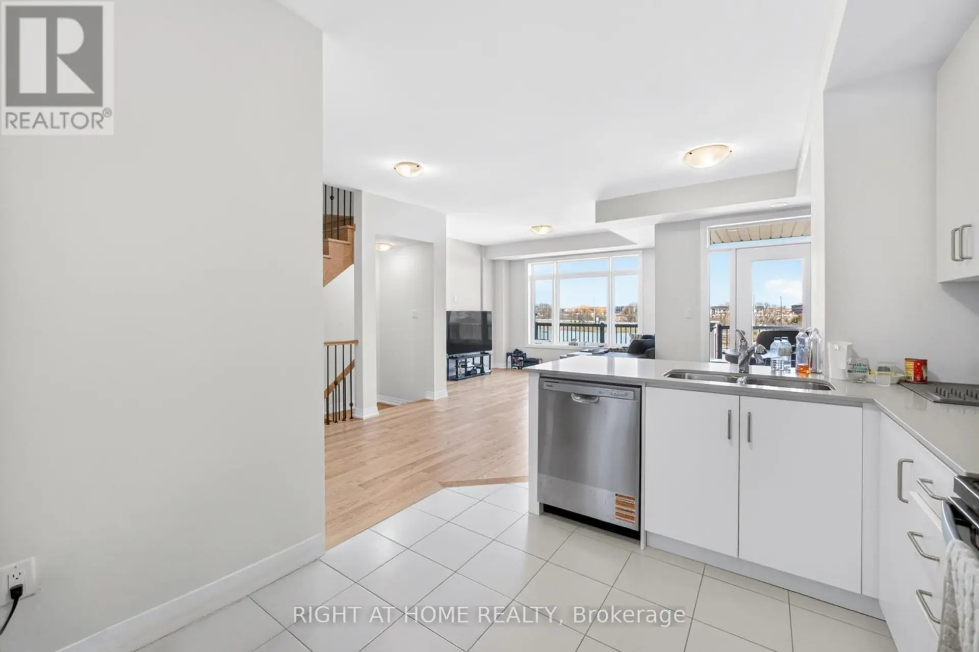 24 MONREAU DRIVE - Image 7