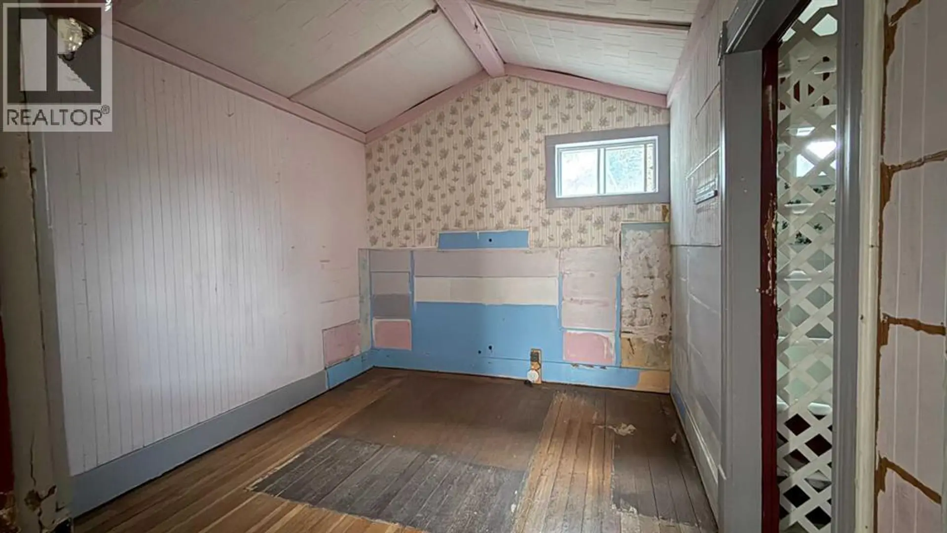 2520 213 Street - Image 4