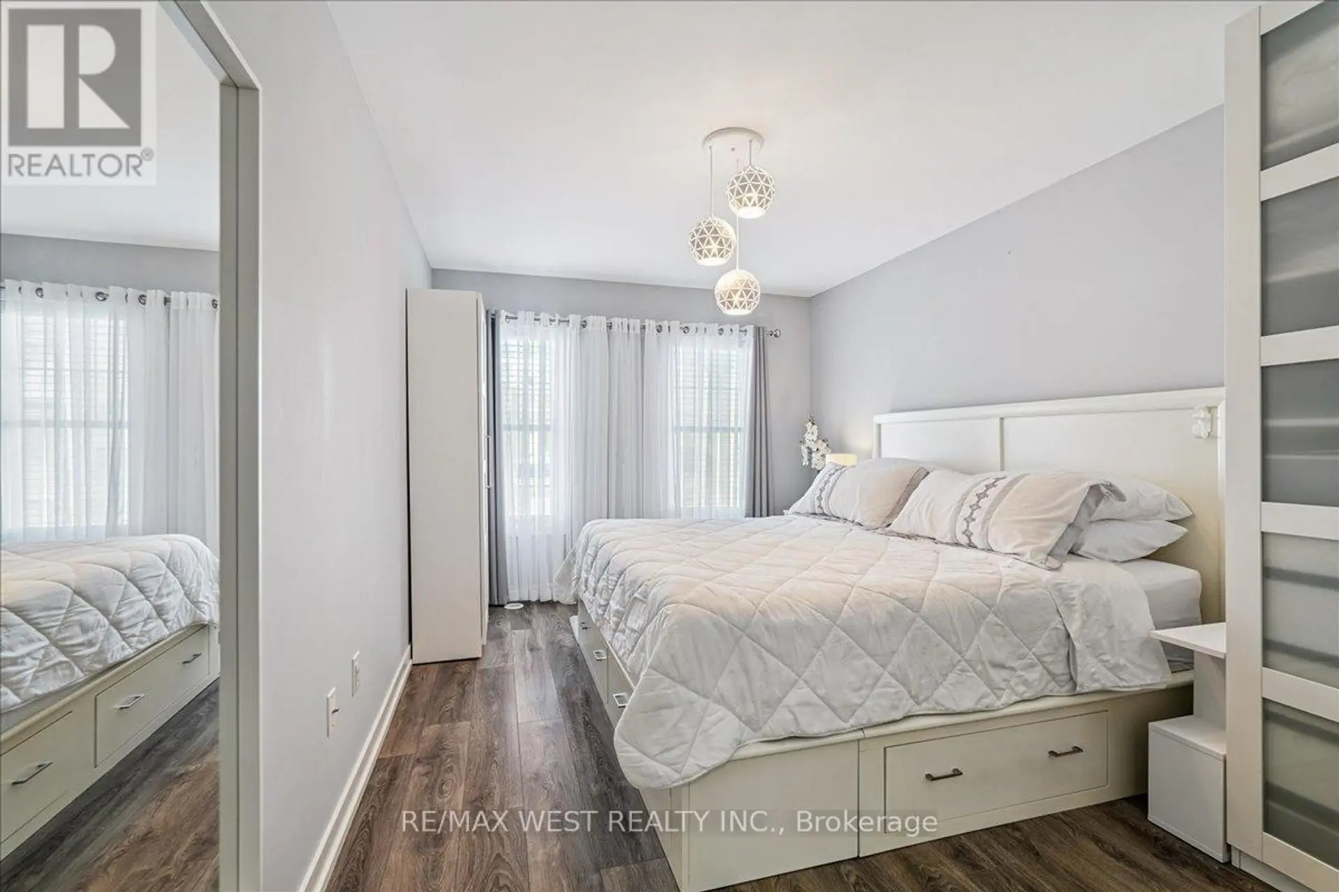 #148 80 PARROTTA DRIVE - Image 11