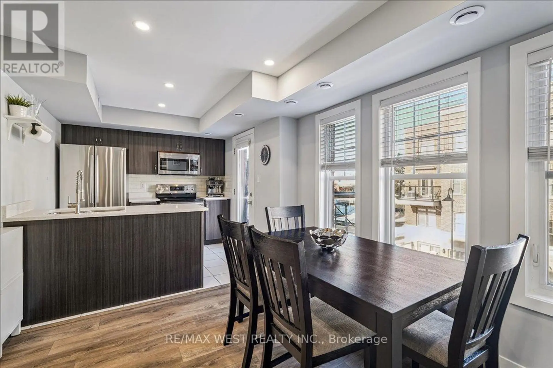 #148 80 PARROTTA DRIVE - Image 5