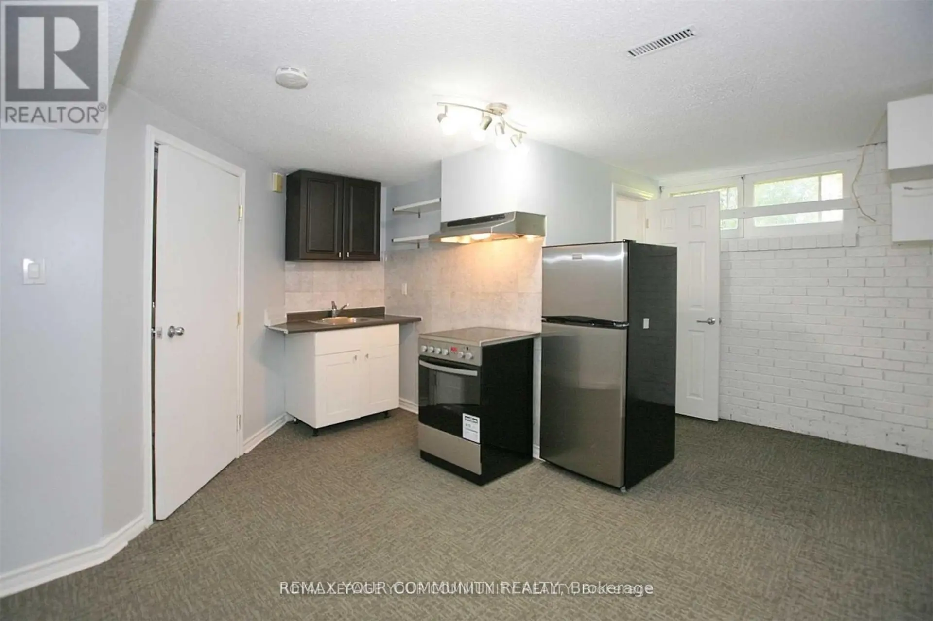 8 STANWOOD CRESCENT - Image 14
