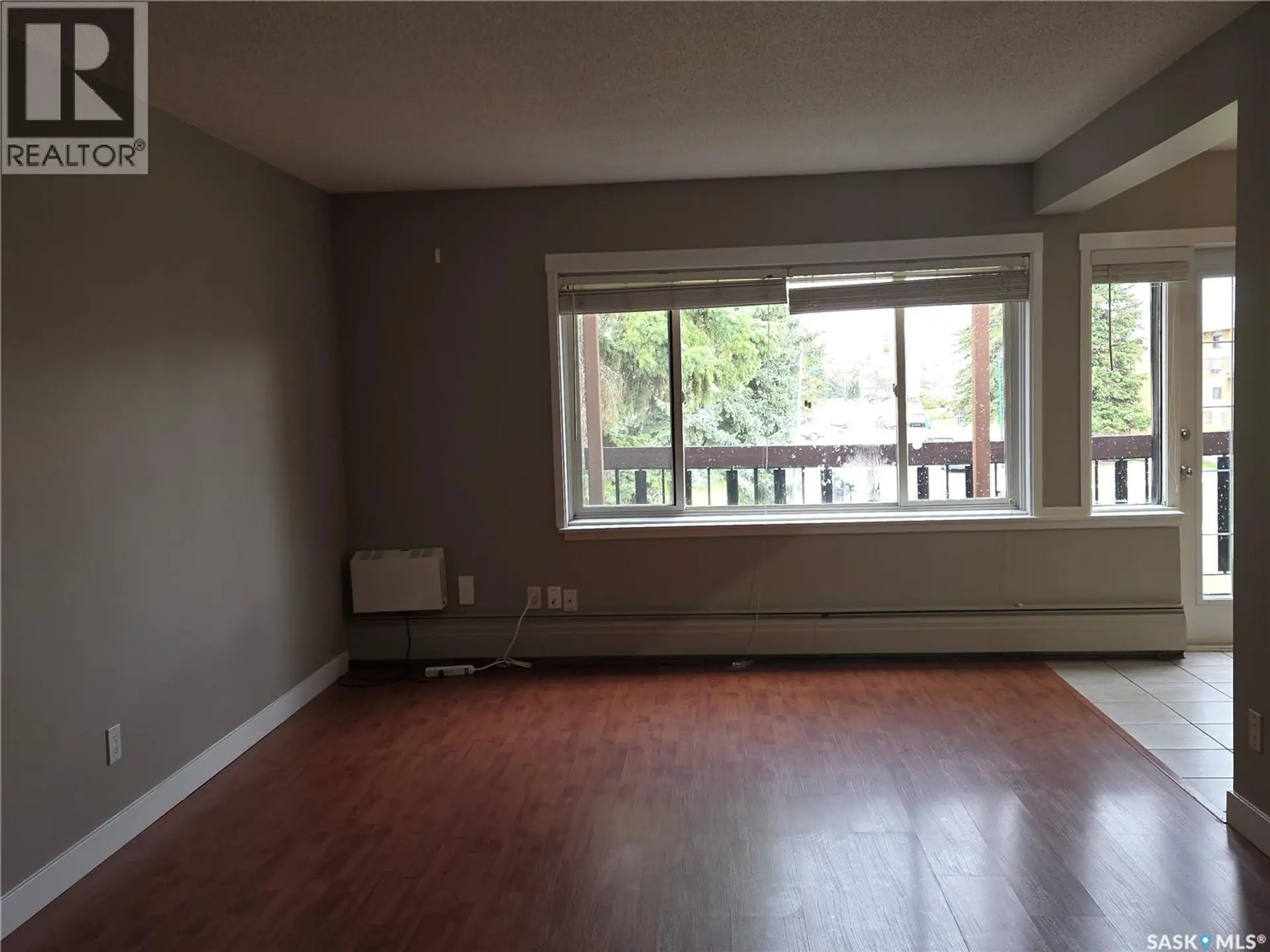 #22 208 Lindsay PLACE - Image 11