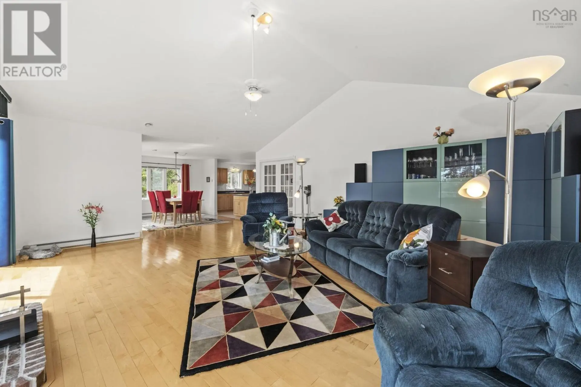 821 Shad Point Parkway - Image 1