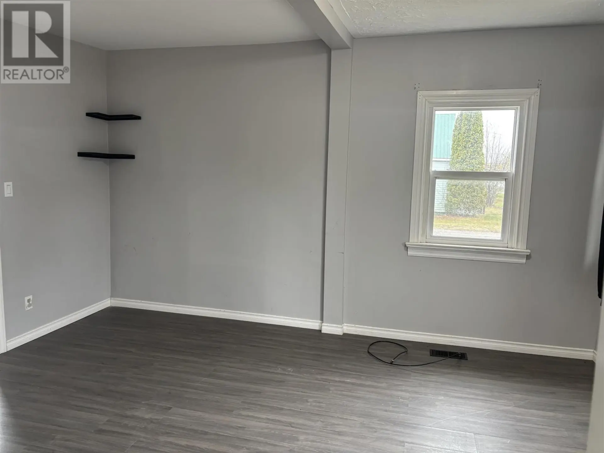 528 Brunswick AVE - Image 13
