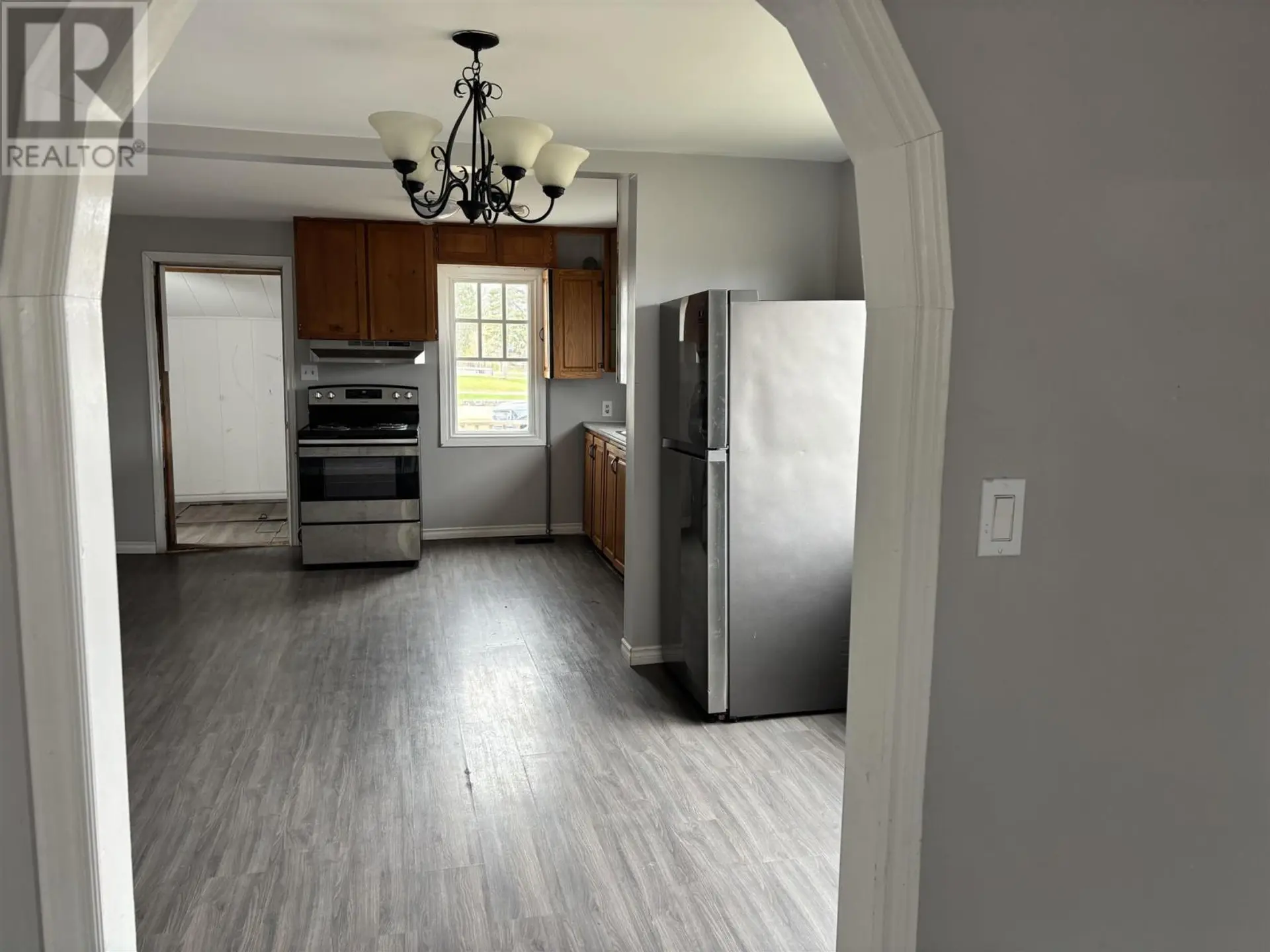 528 Brunswick AVE - Image 9