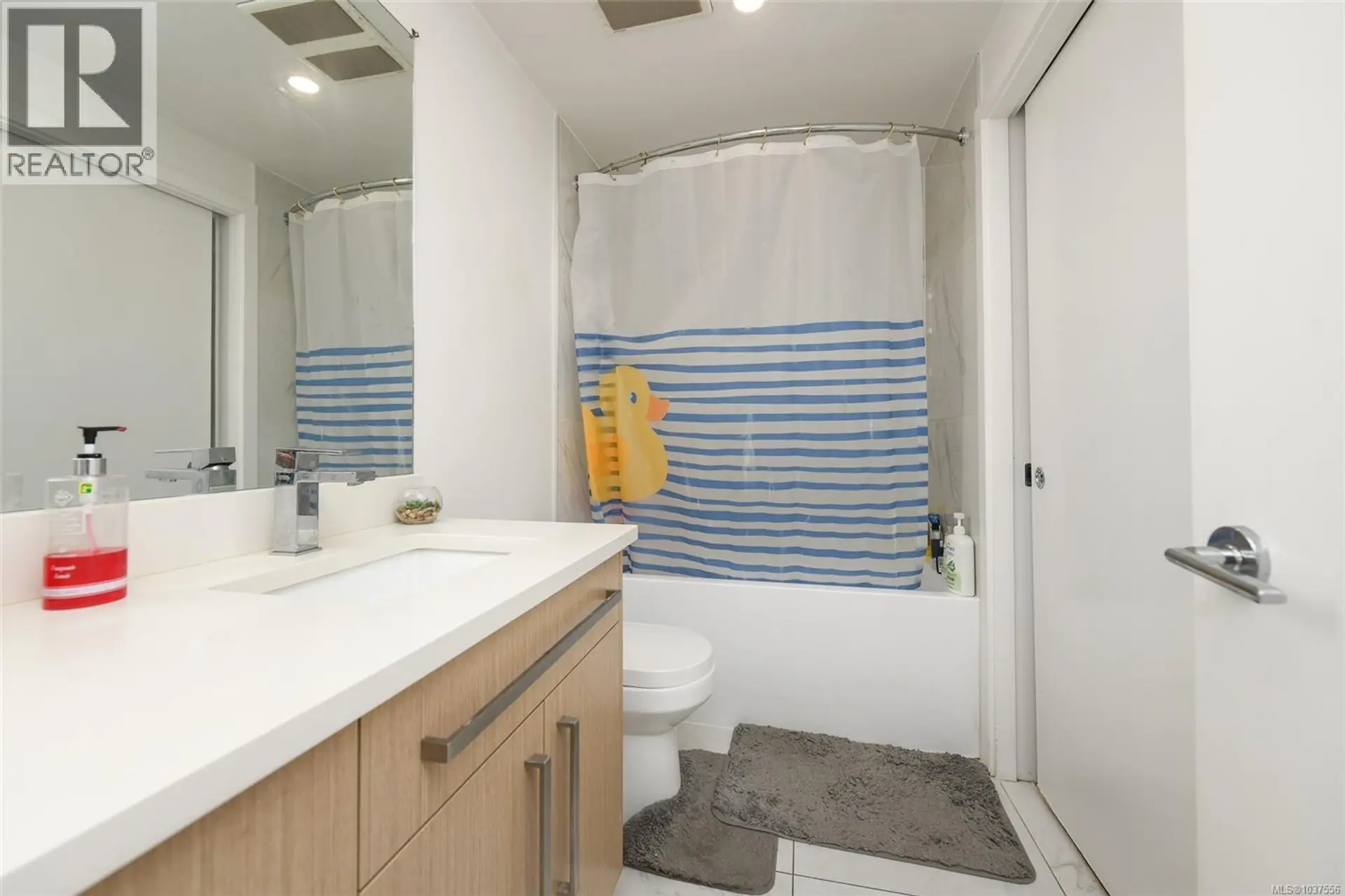#310 3070 Kilpatrick Ave - Image 13