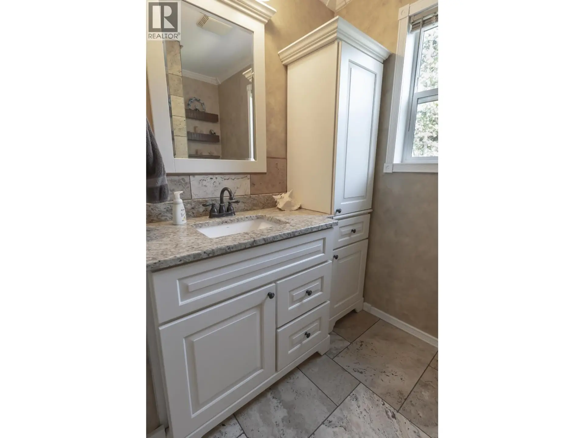 1275 ALDER AVENUE - Image 14