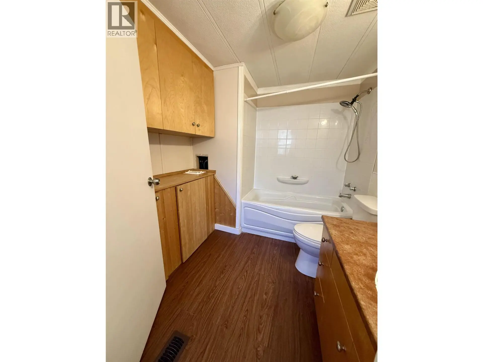 9124 75 STREET - Image 11