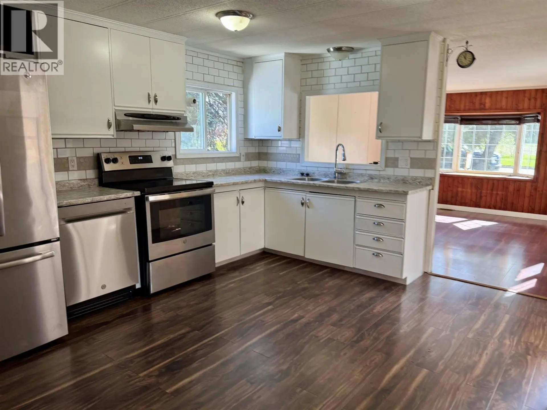 9124 75 STREET - Image 7