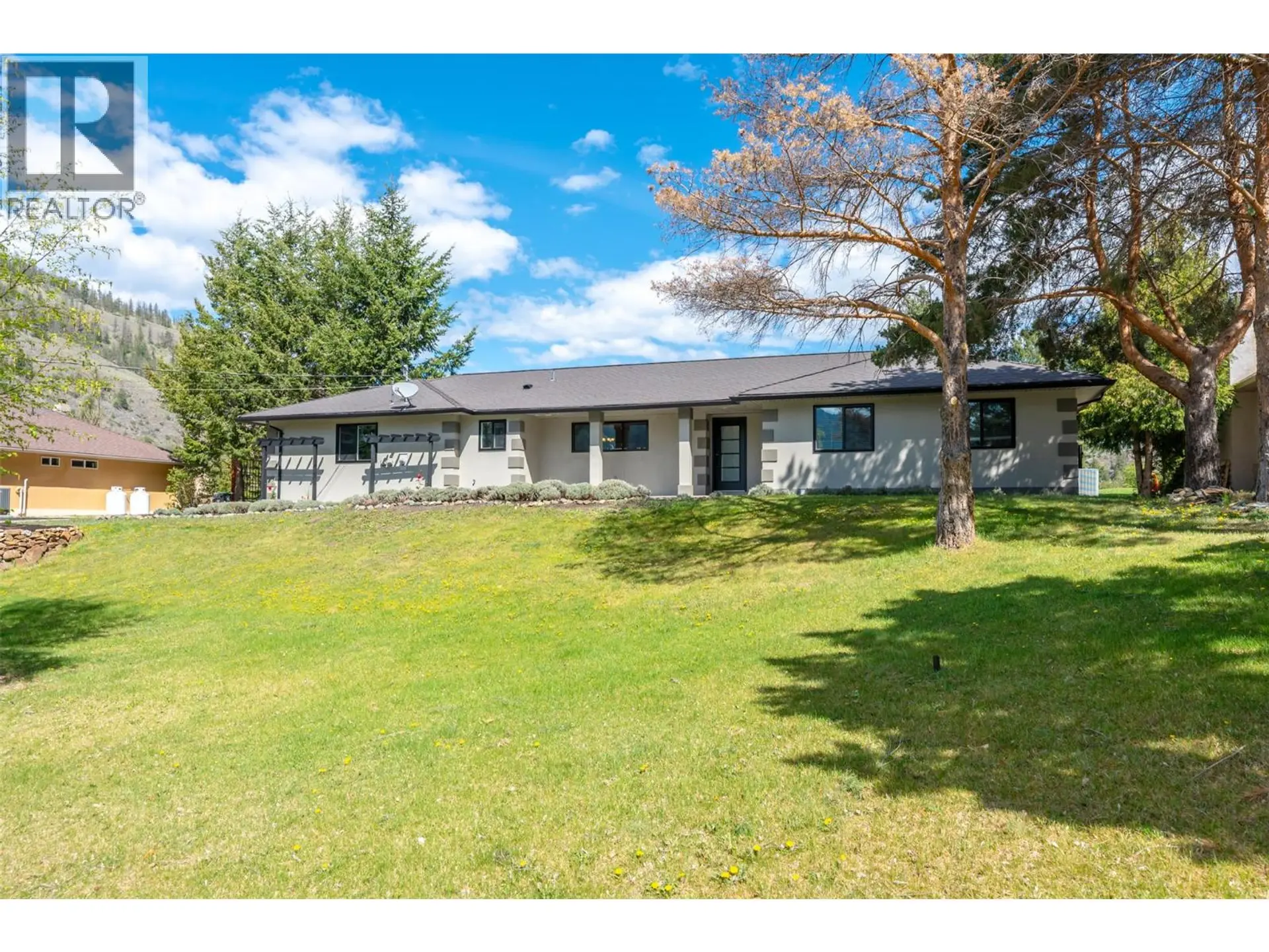178 RANGE Road - Image 2