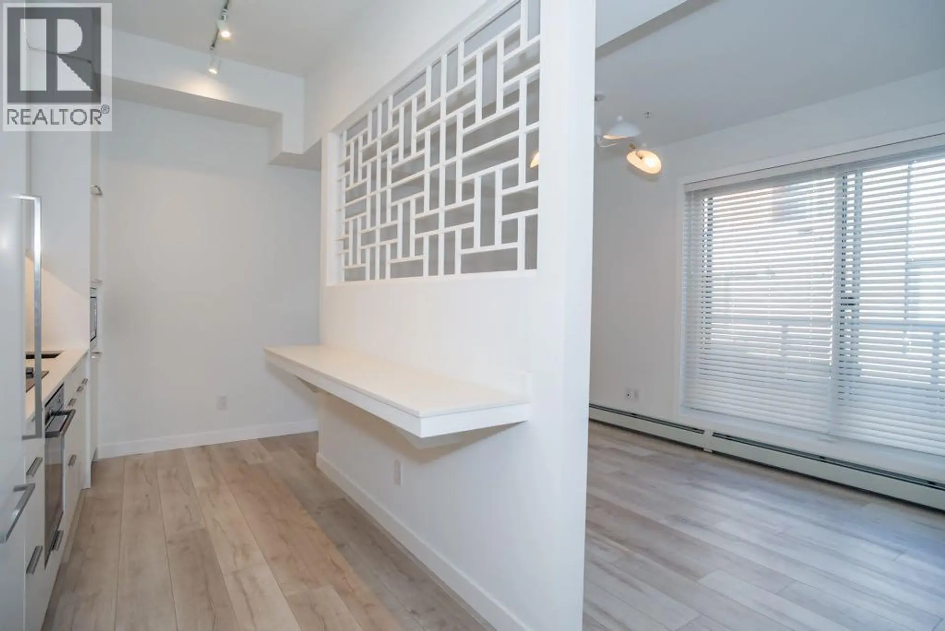 #317 3130 Thirsk Street NW - Image 4