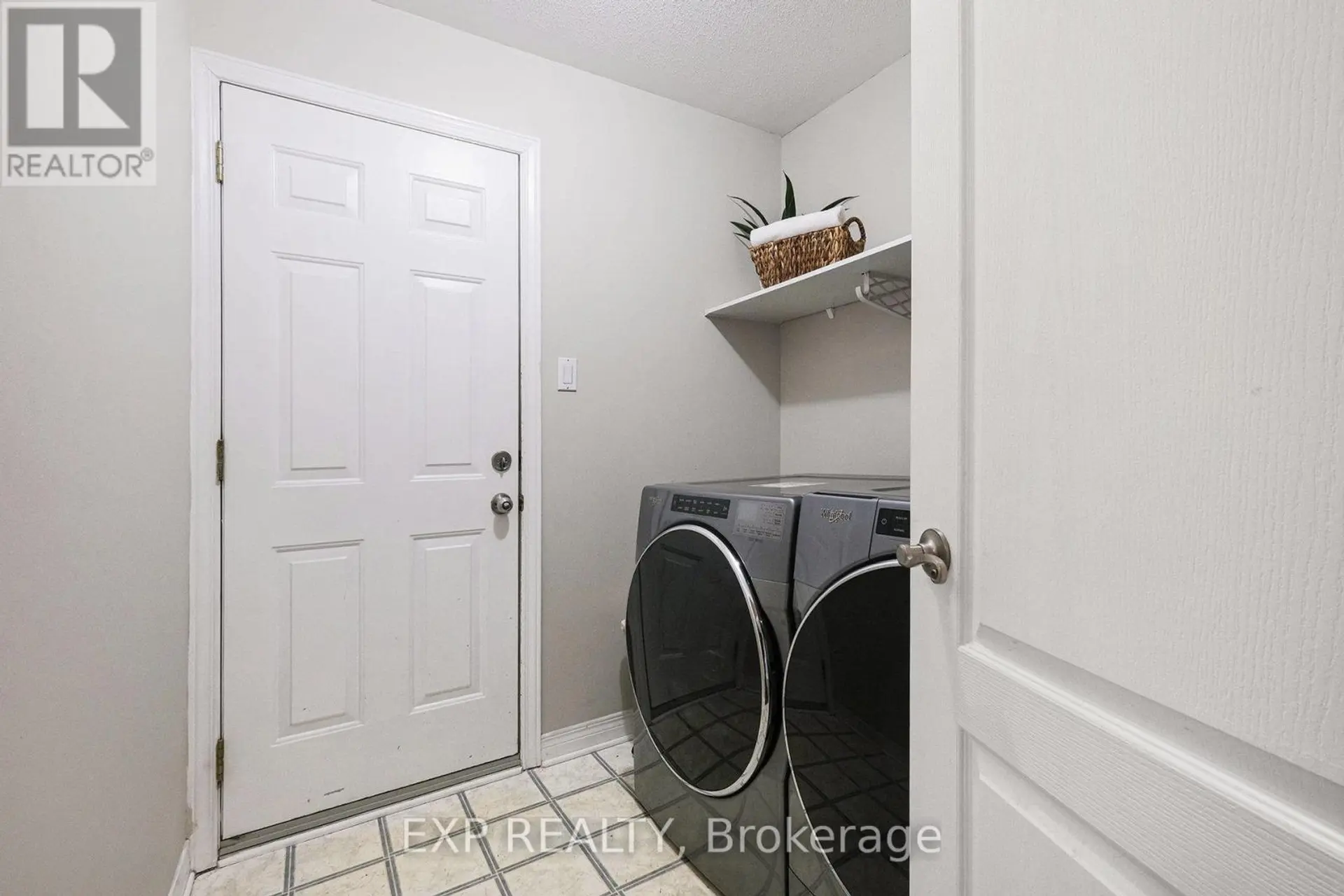 34 AVONMORE CRESCENT - Image 11