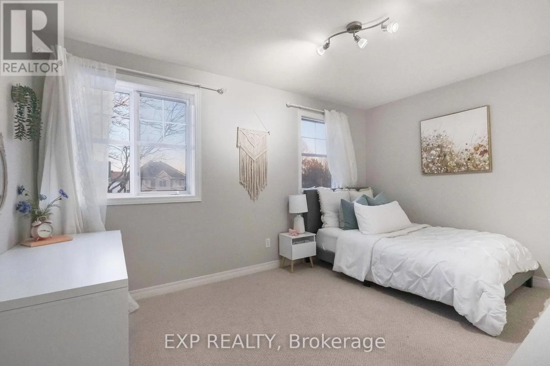 34 AVONMORE CRESCENT - Image 14